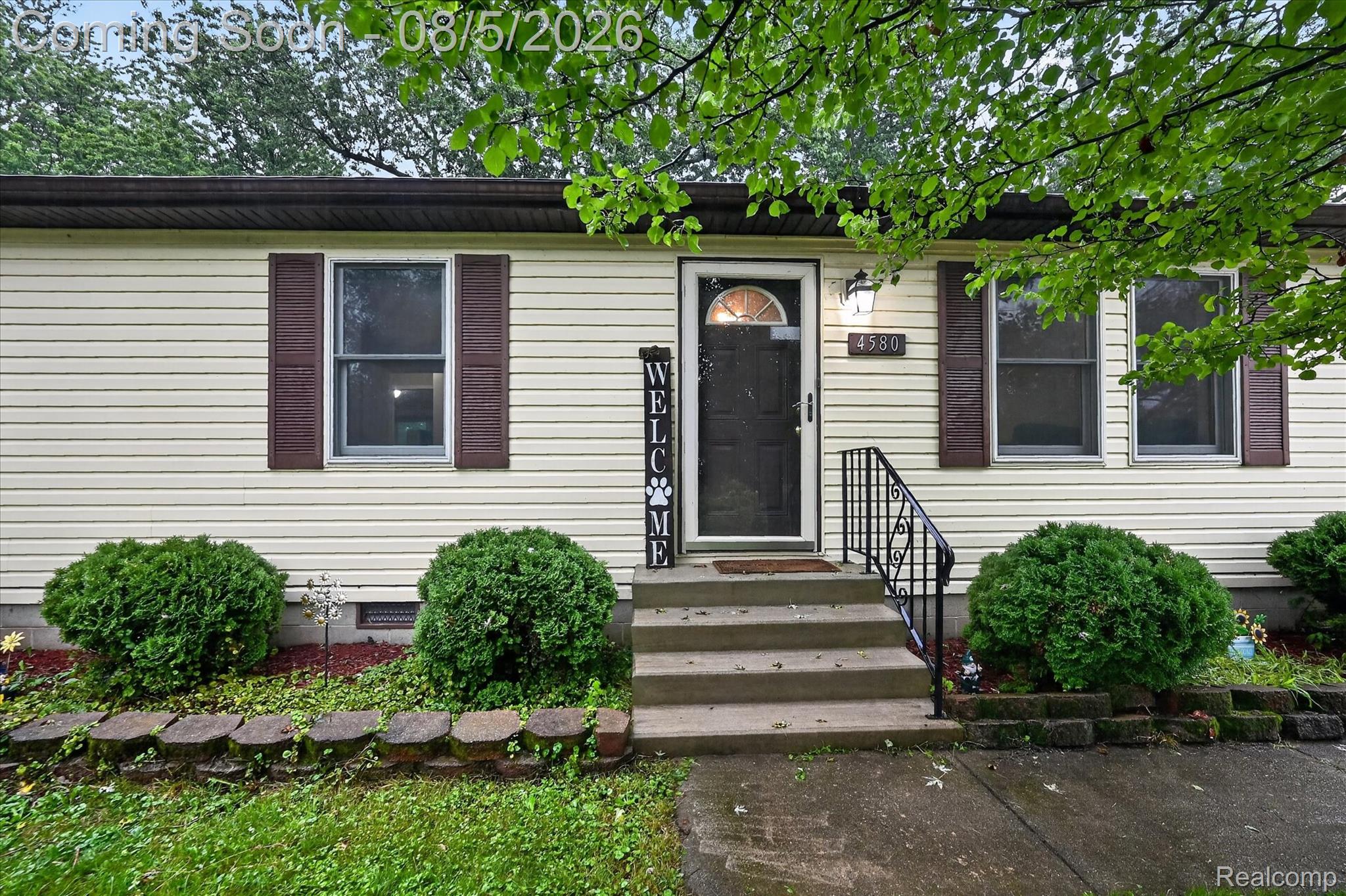 4580 Huron Avenue