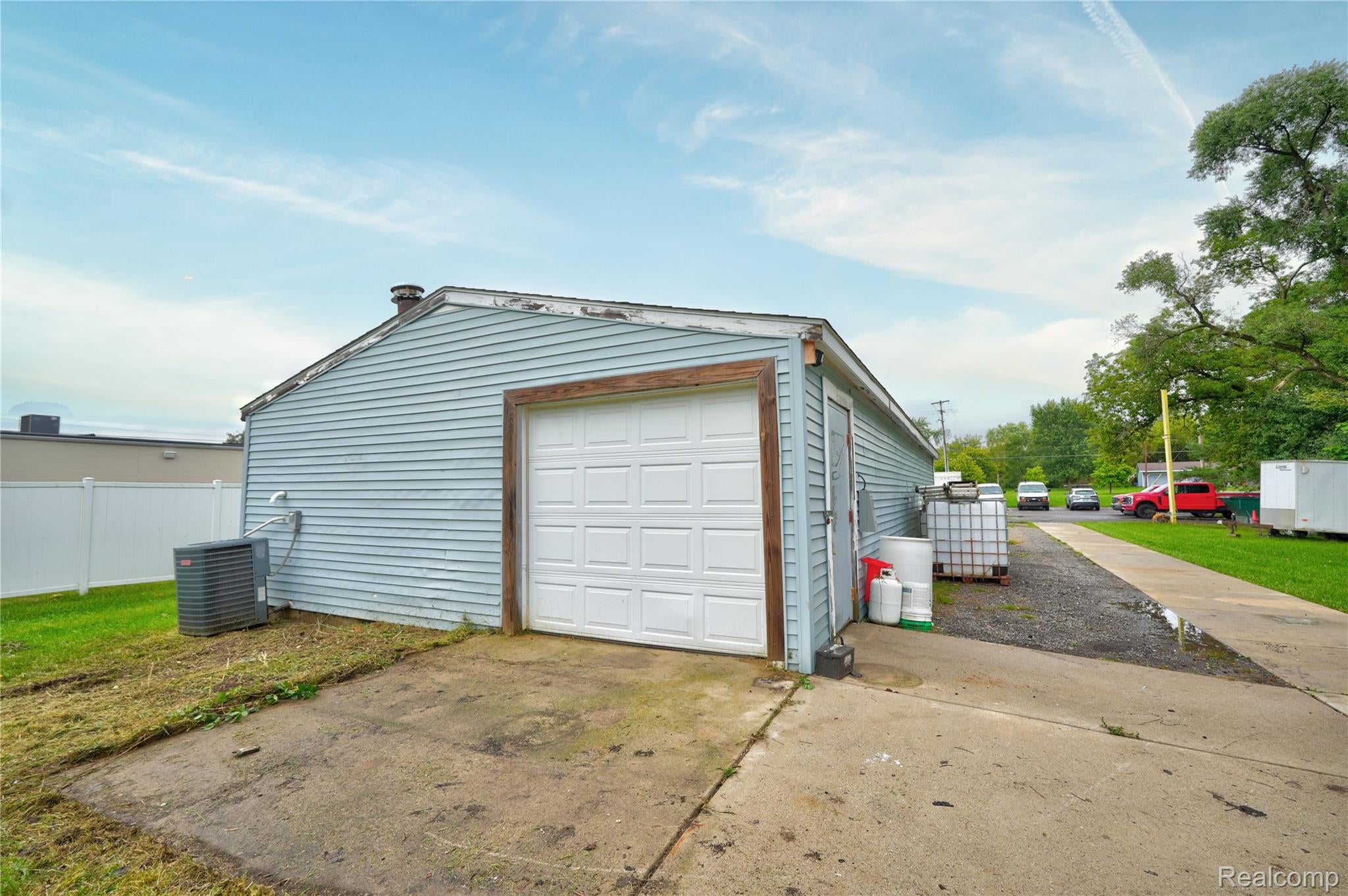 8020 E Richfield Road