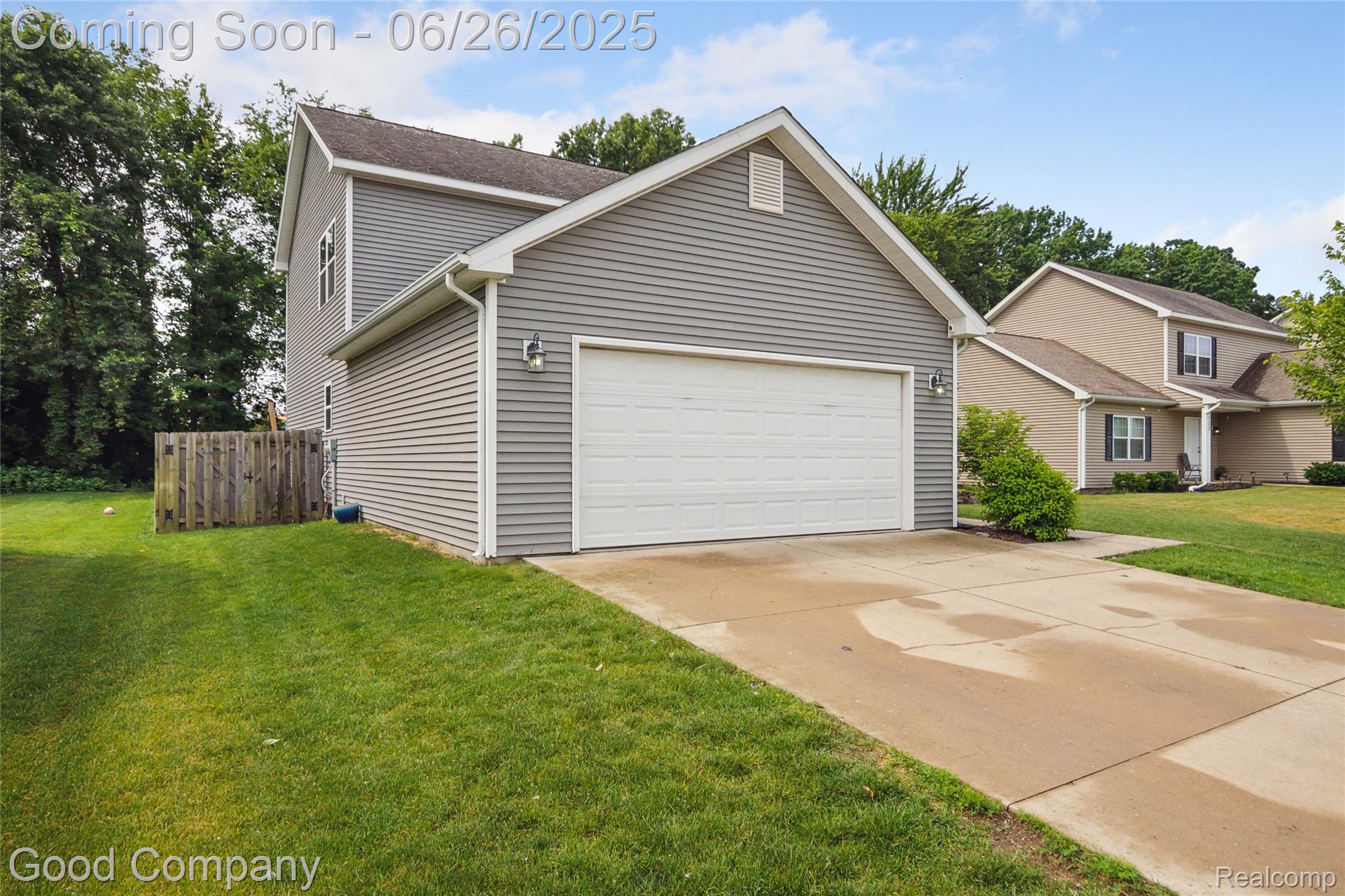 1123 Tartan Lane