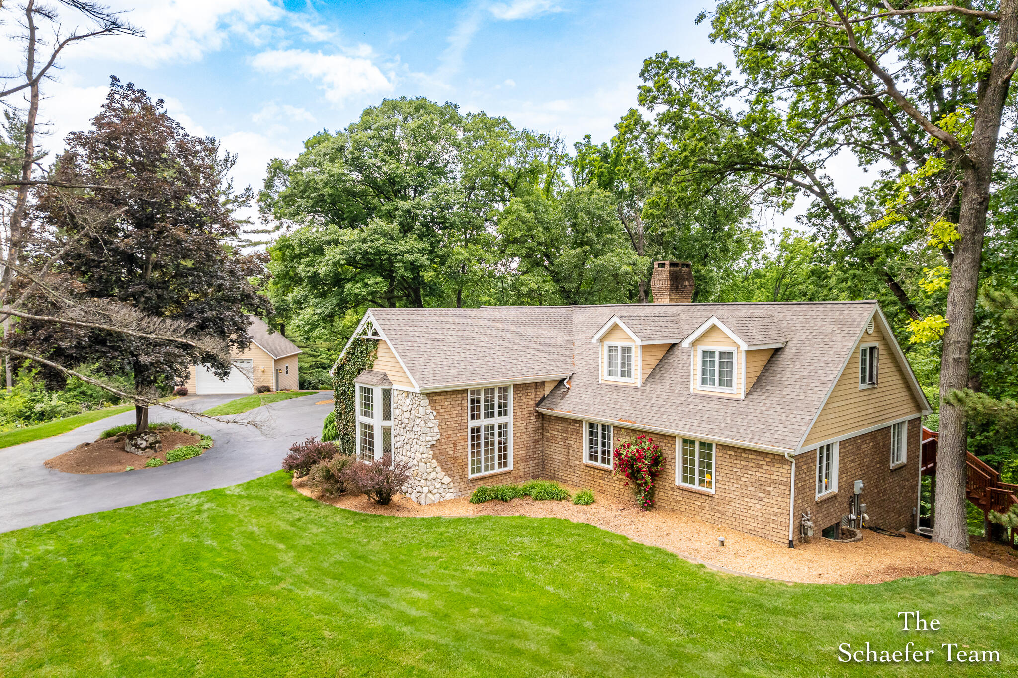 175 Honey Creek Avenue NE