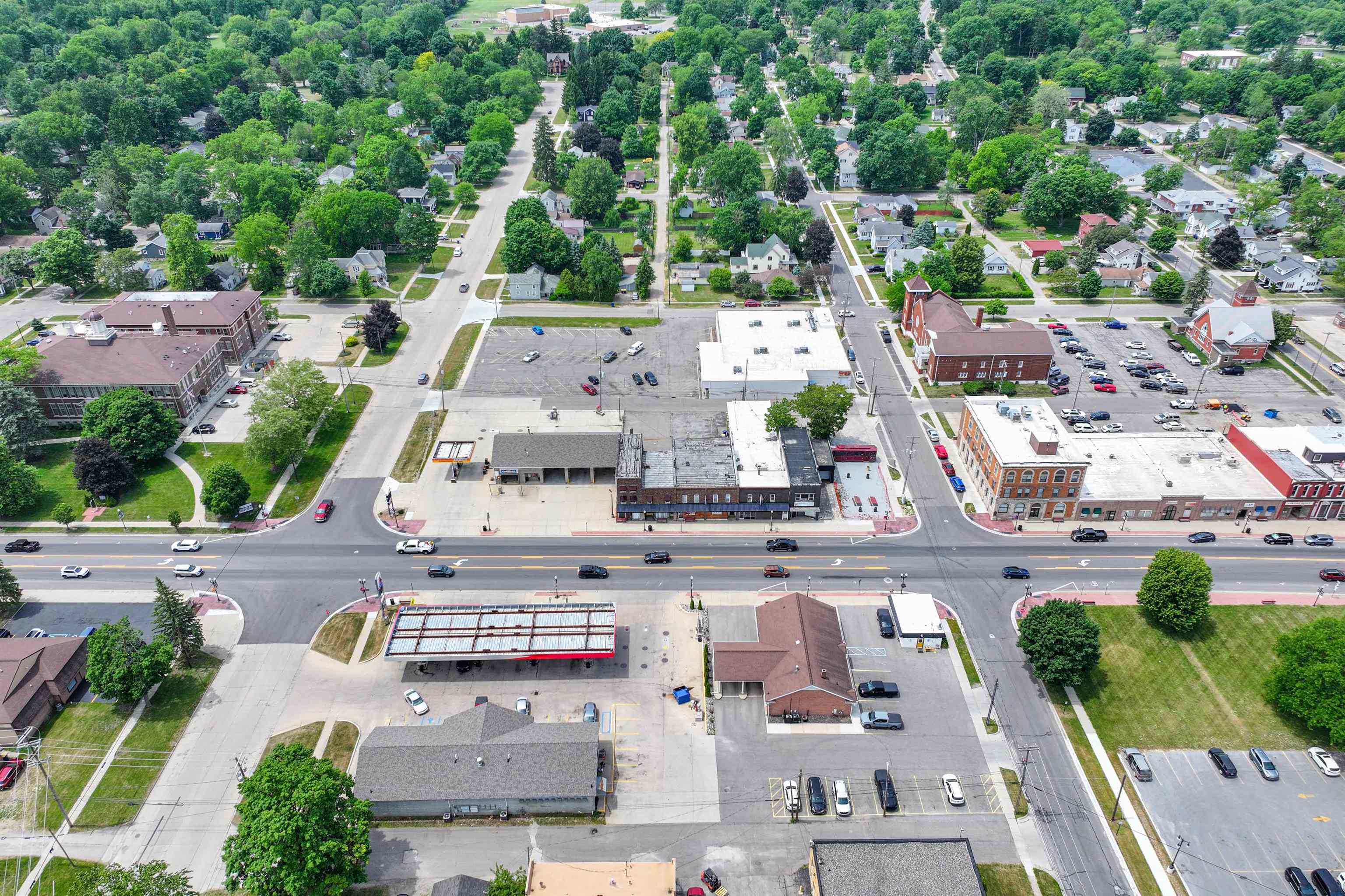 111 N Shiawassee Upper Unit Street