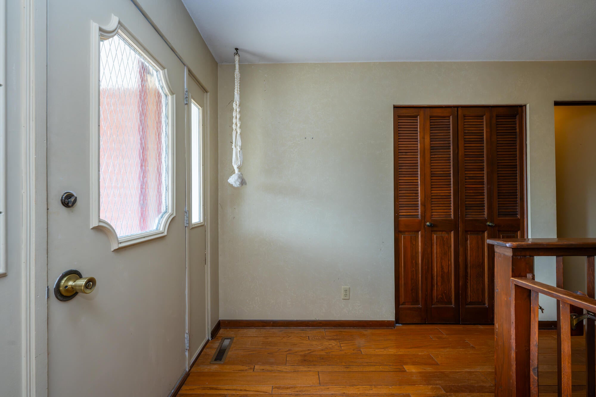 4334 Laurel Drive