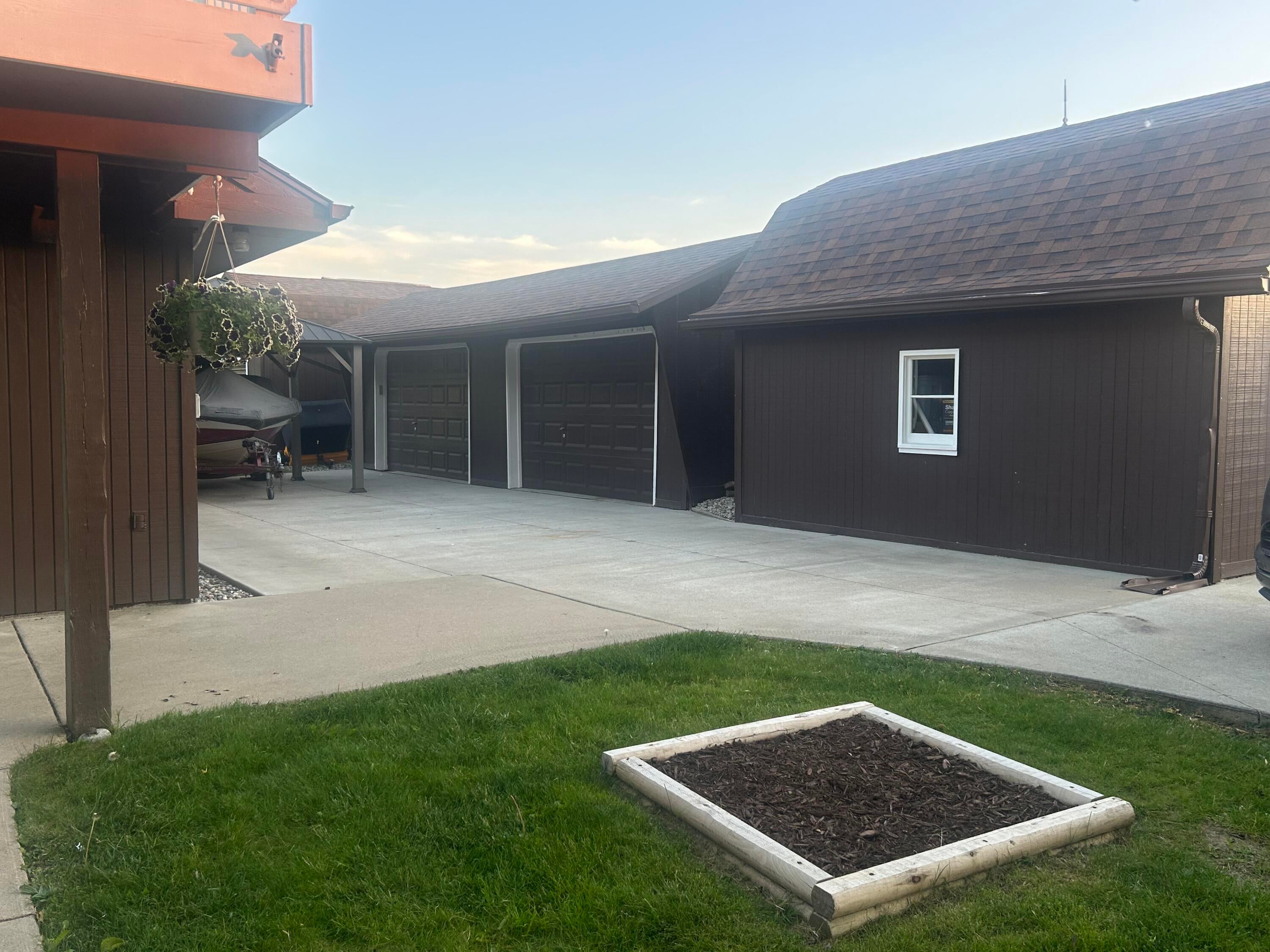 595 Rolling Meadows Drive