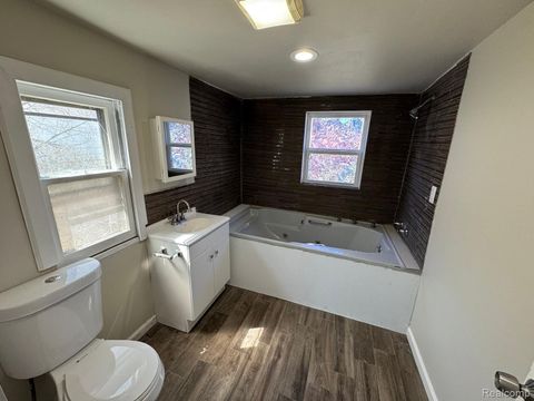 Tiny photo for 24025 CUNNINGHAM Avenue, Warren City, MI 48091 (MLS # 20251060995)