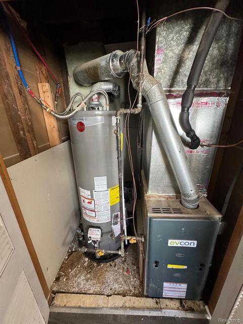 Tiny photo for 24025 CUNNINGHAM Avenue, Warren City, MI 48091 (MLS # 20251060995)