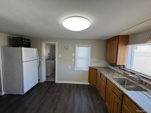 Tiny photo for 24025 CUNNINGHAM Avenue, Warren City, MI 48091 (MLS # 20251060995)