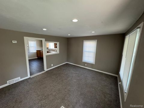 Tiny photo for 24025 CUNNINGHAM Avenue, Warren City, MI 48091 (MLS # 20251060995)