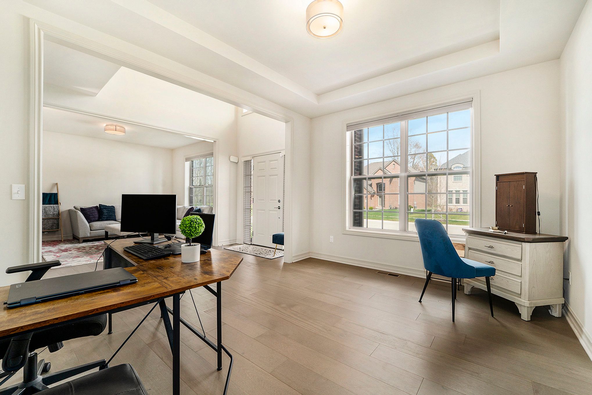 5367 LUDSTONE