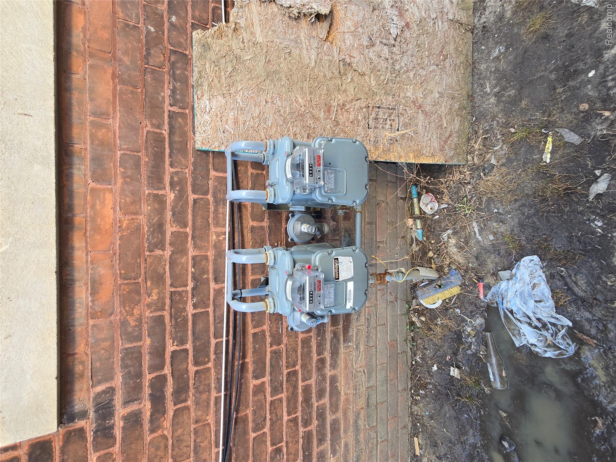 2691 Pasadena Street