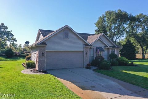 2433 Fenton Creek Lane Fenton Charter Township MI 48430
