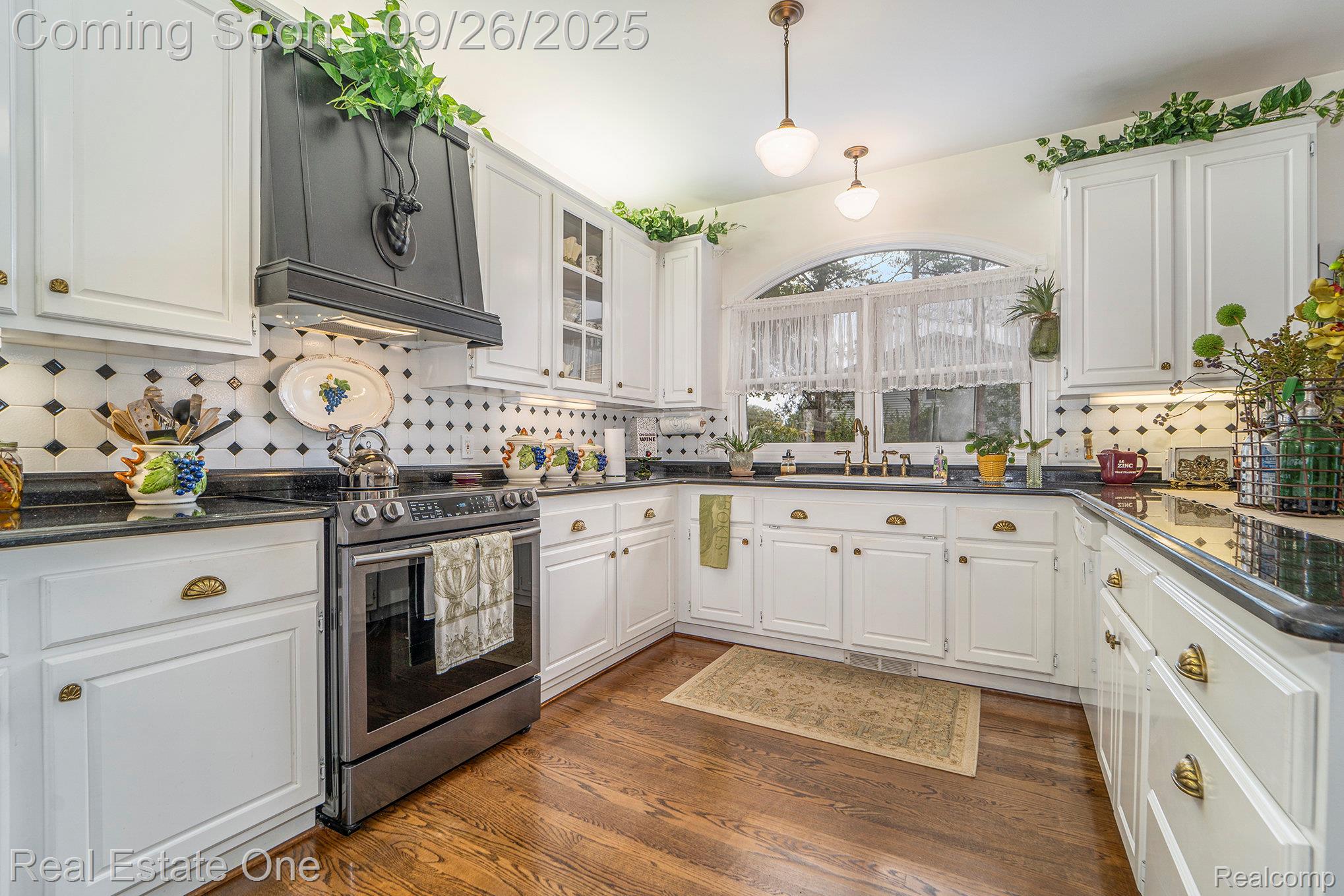 6764 Redford Circle