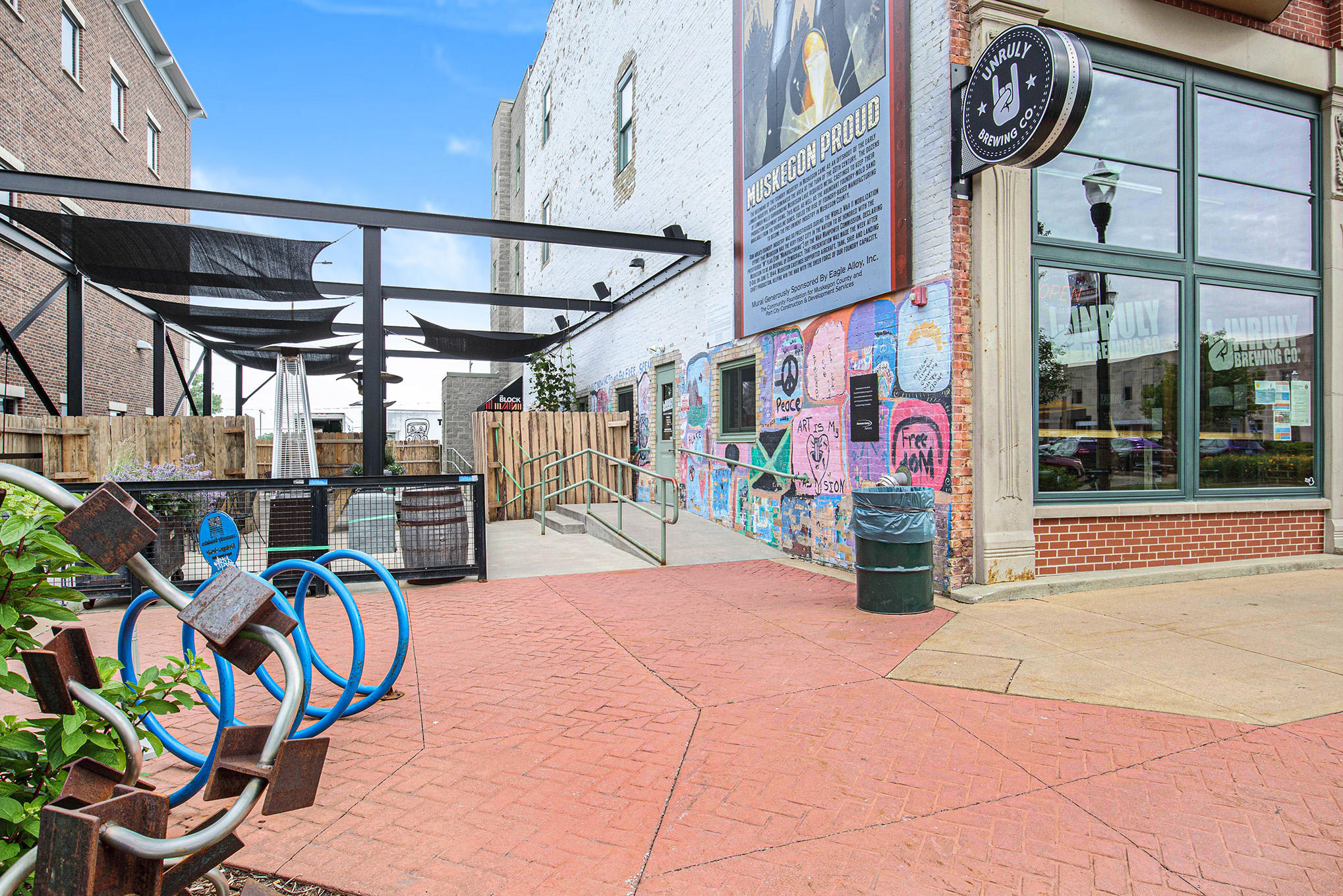 360 W Western Avenue