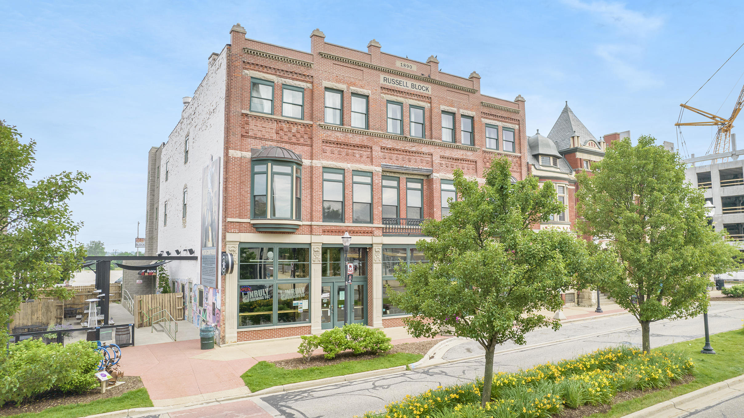 360 W Western Avenue