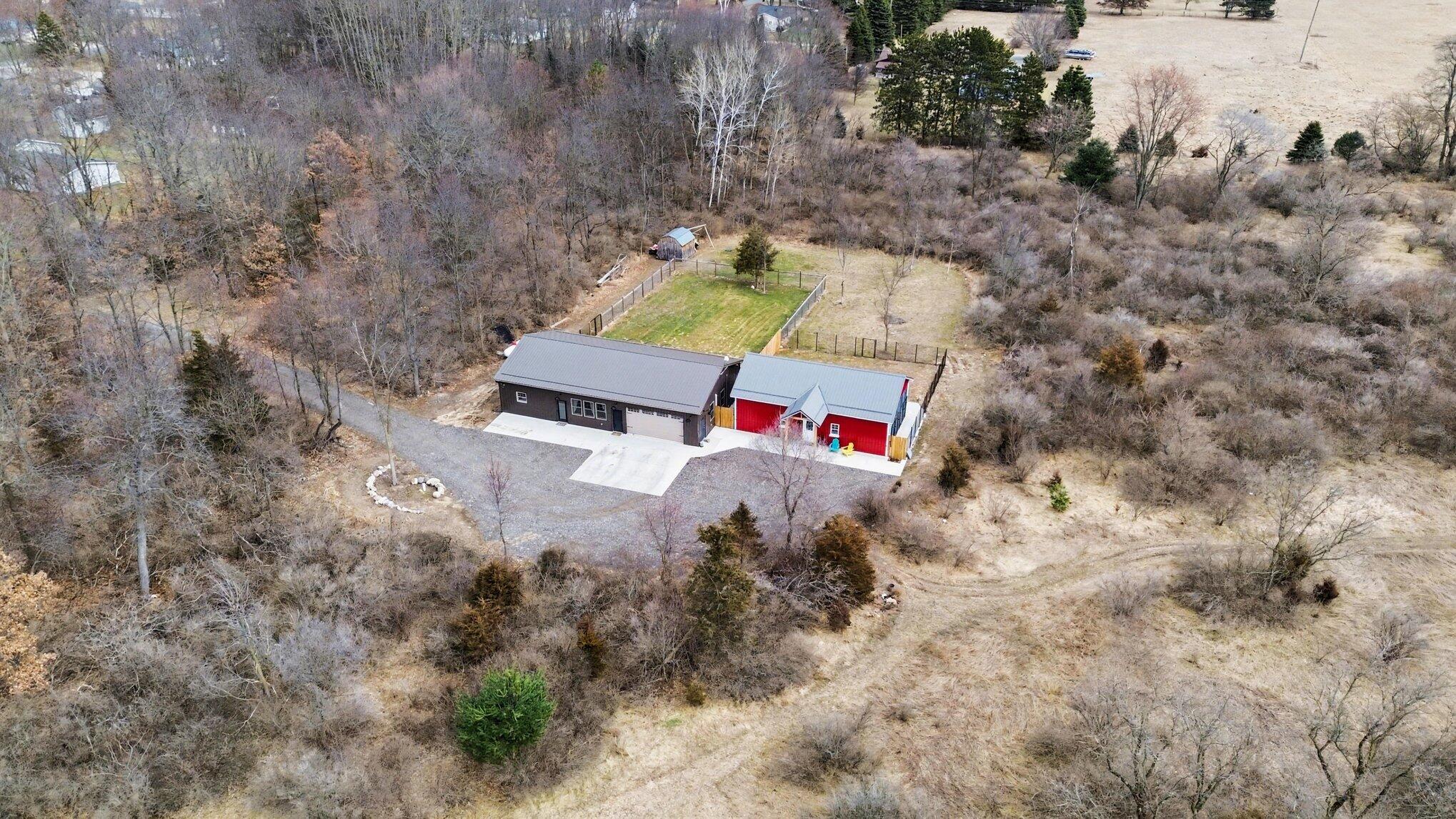 419 S Juniper Street NE