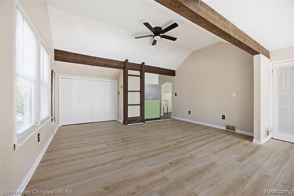 214 Woodsboro Drive 2