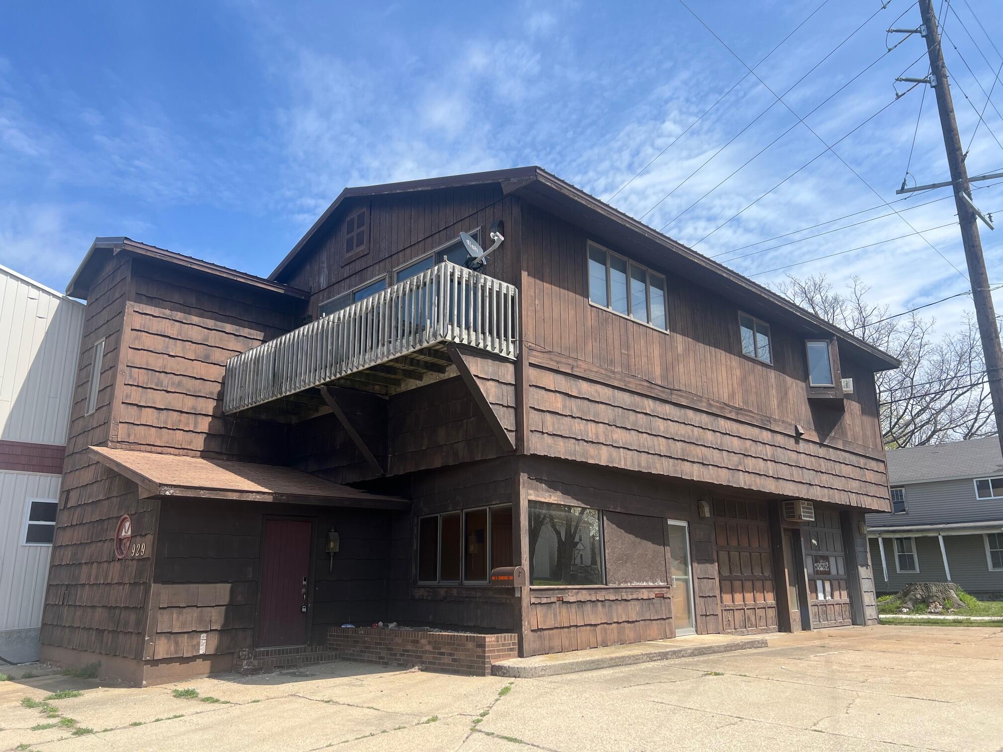 929 S Washington Avenue