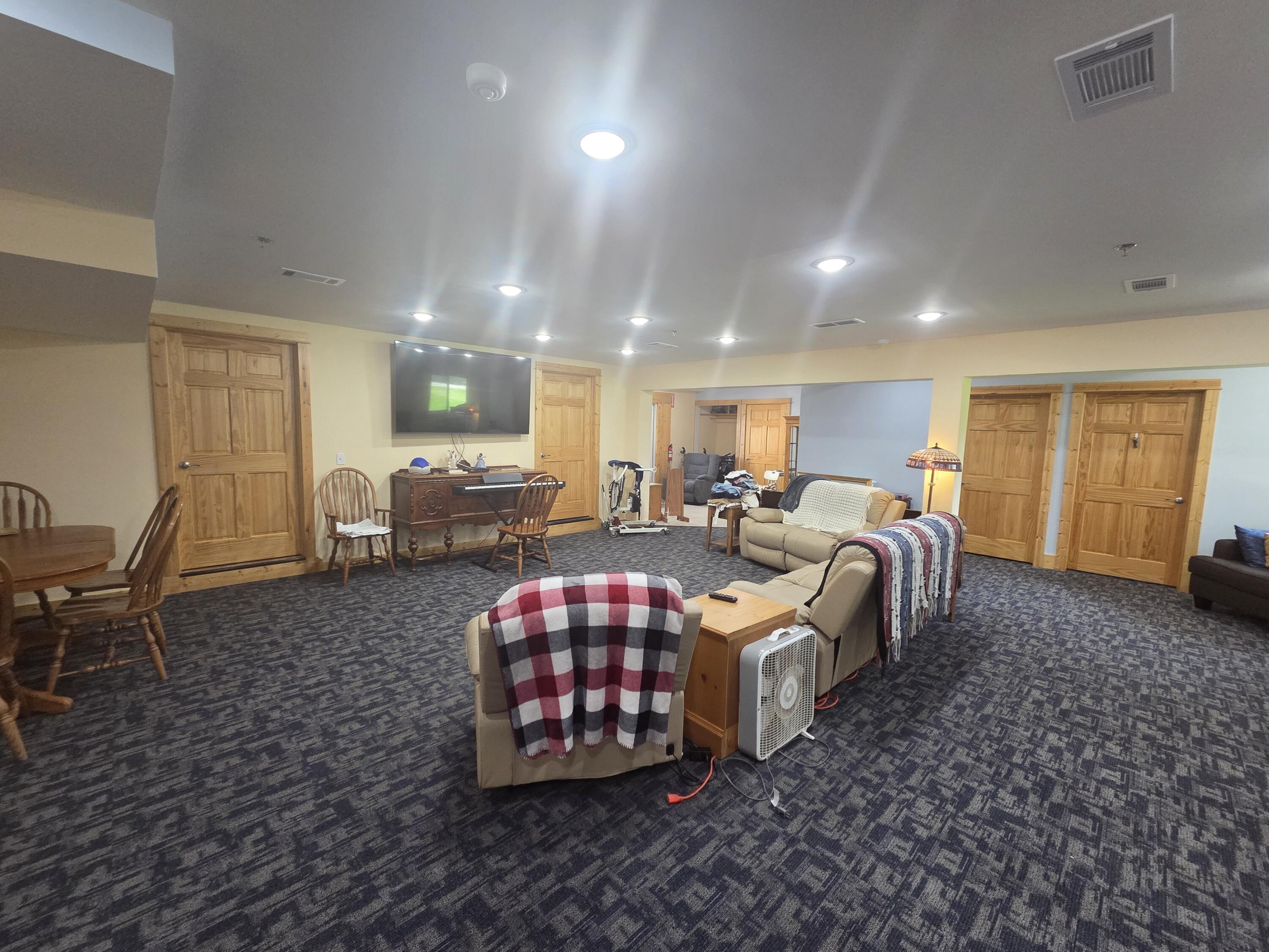 6065 Howard City Edmore Road