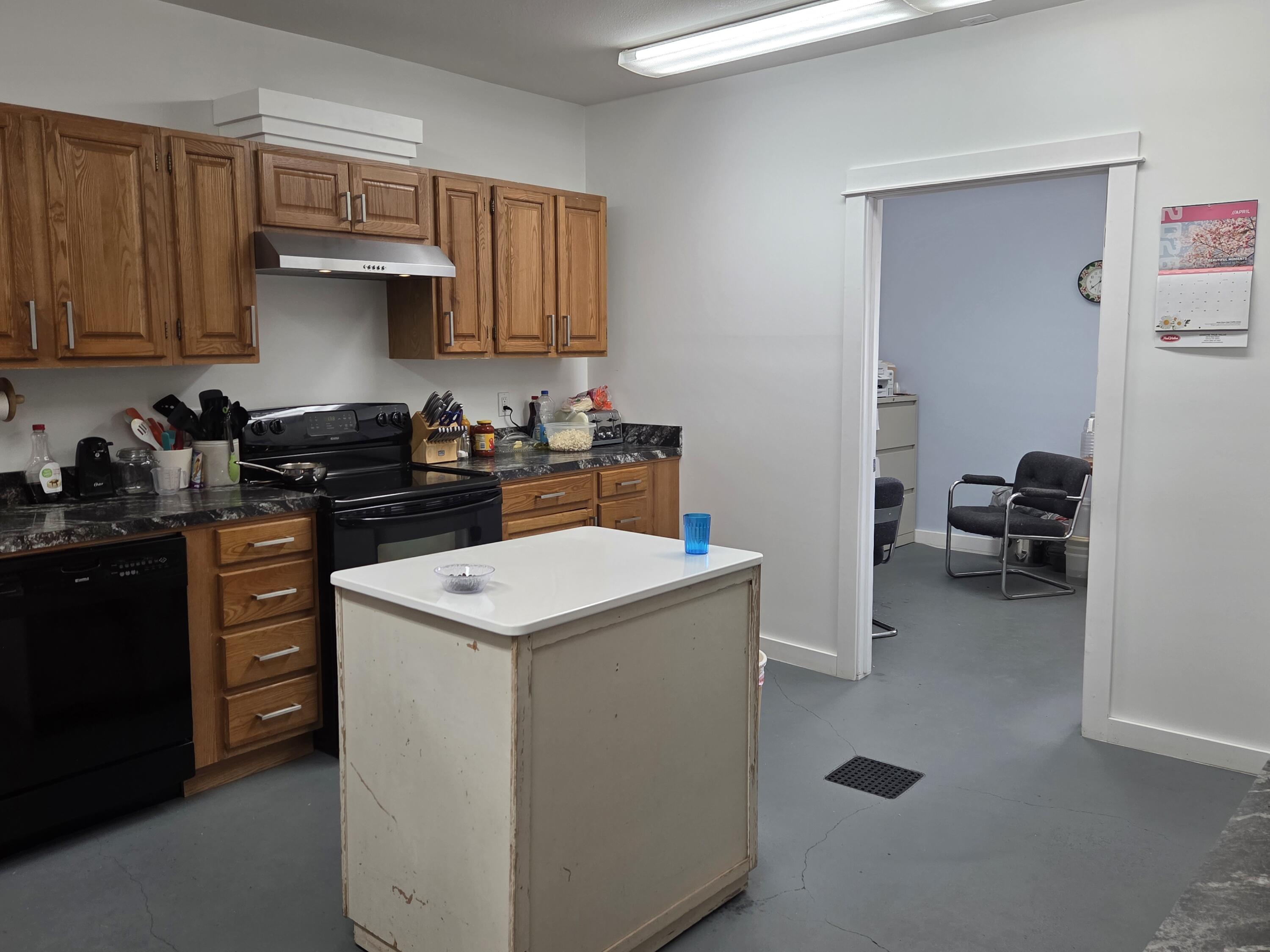 6065 Howard City Edmore Road