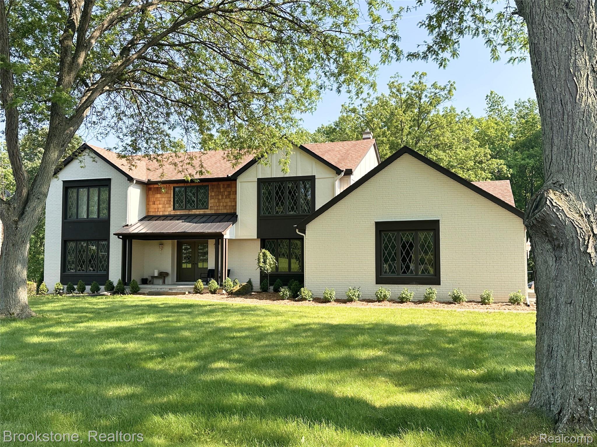 6044 Winged Foot Dr. Drive