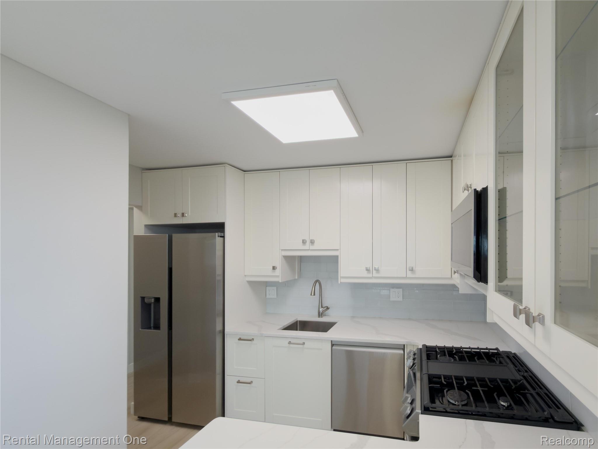 1603 Cass Lake Road D unit