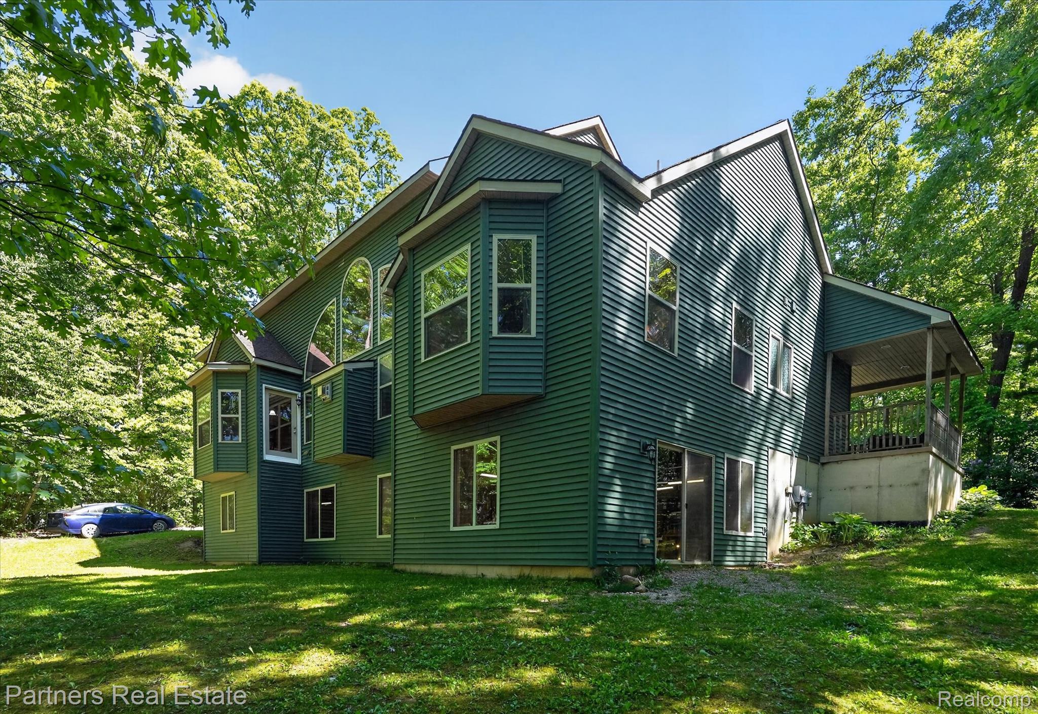 4053 Rolling Acres Drive