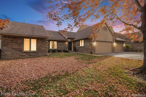 6121 Westbrooke Drive 7 West Bloomfield Charter Township MI 48322