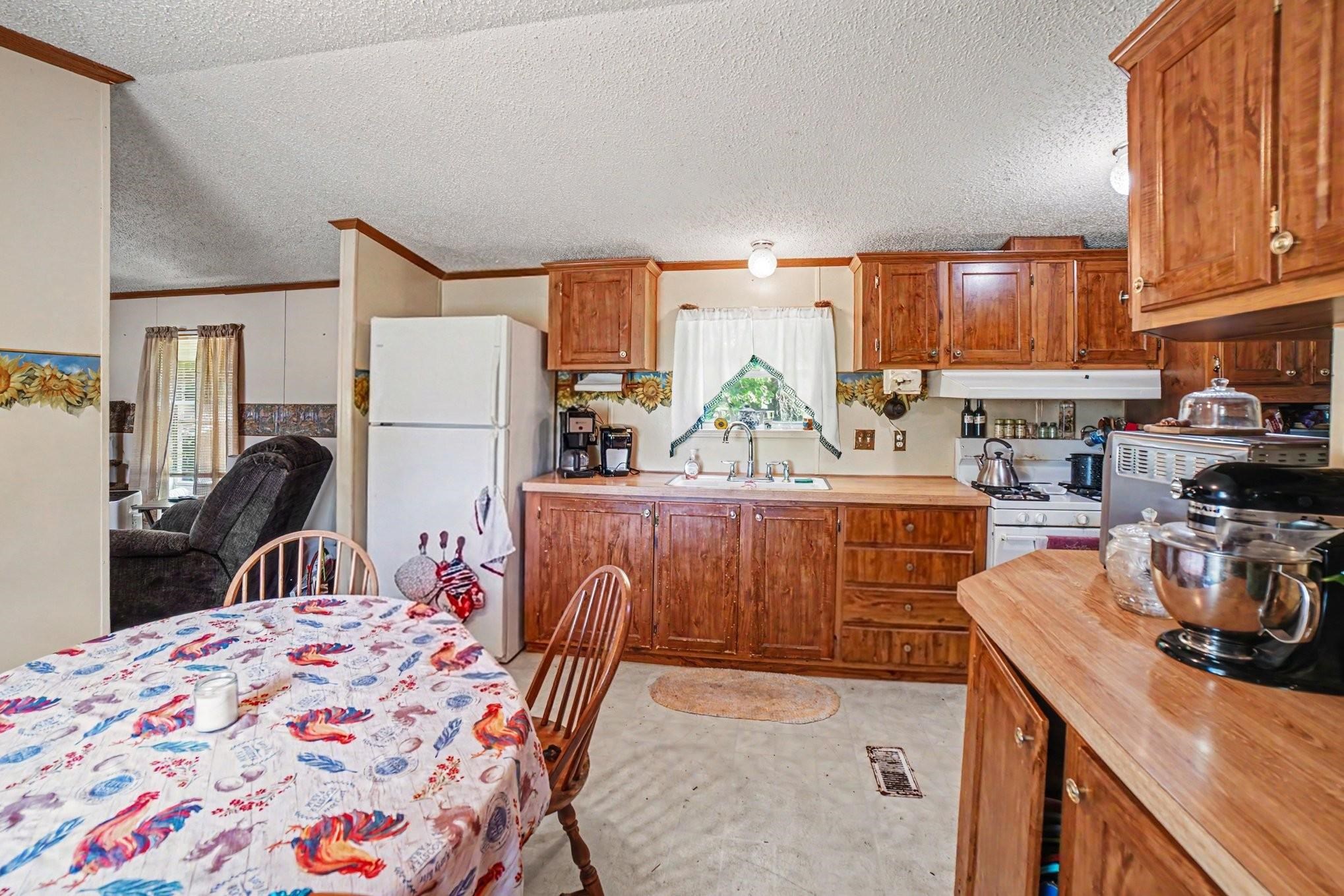 9365 W North County Line Road