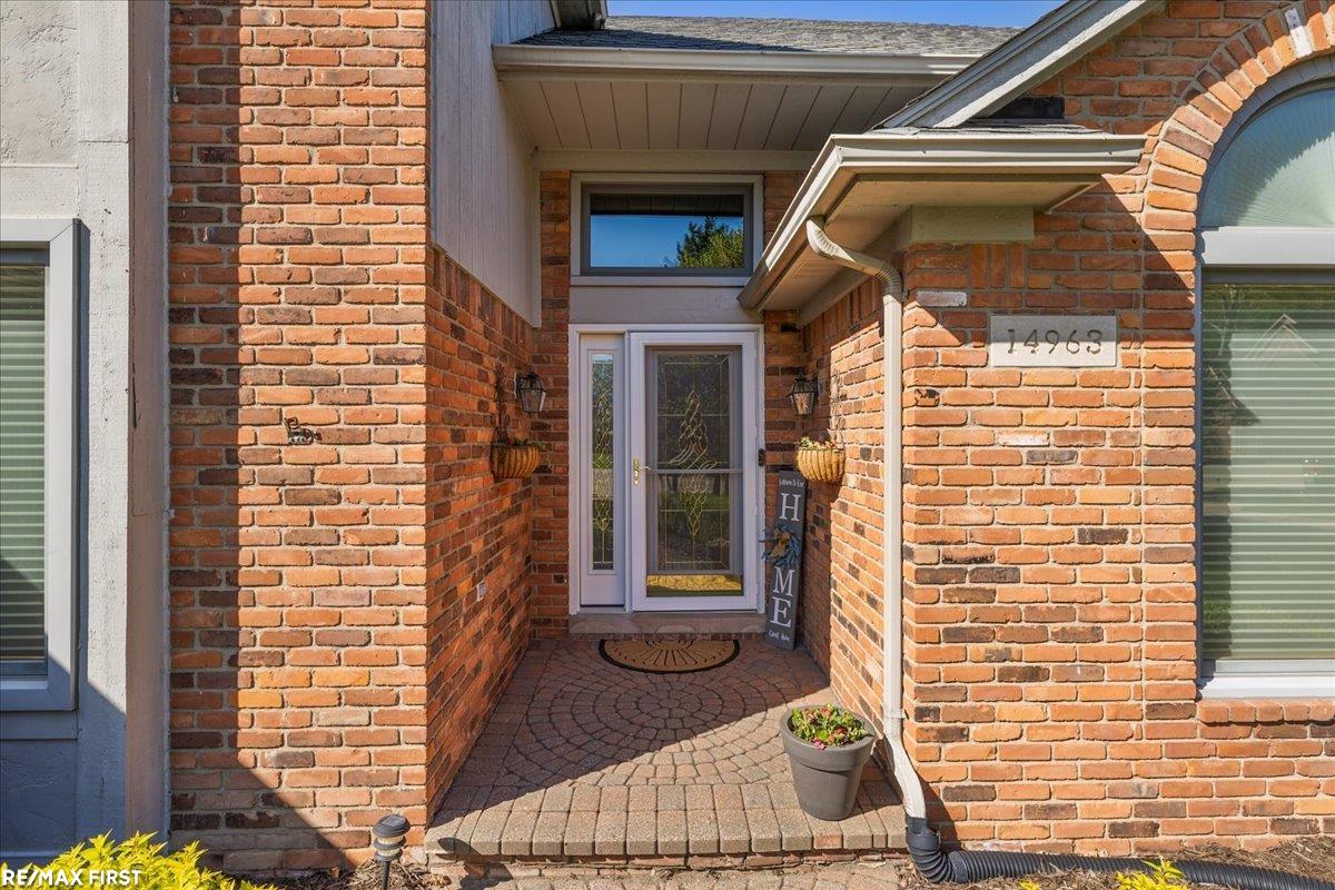 14963 Park View Court