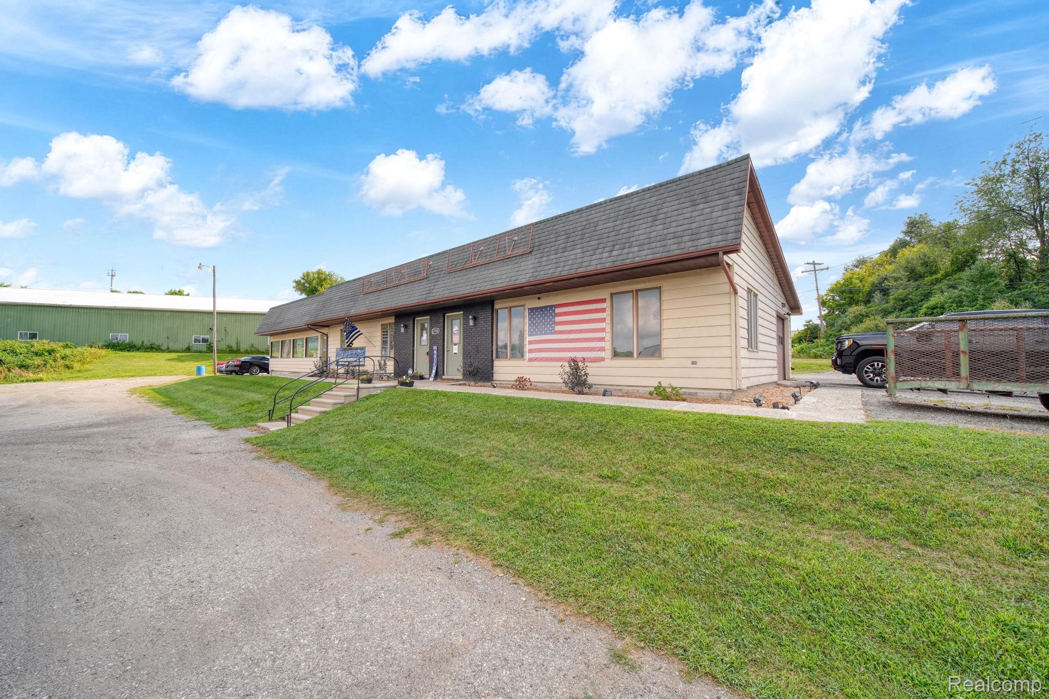 2768 W Carleton Road