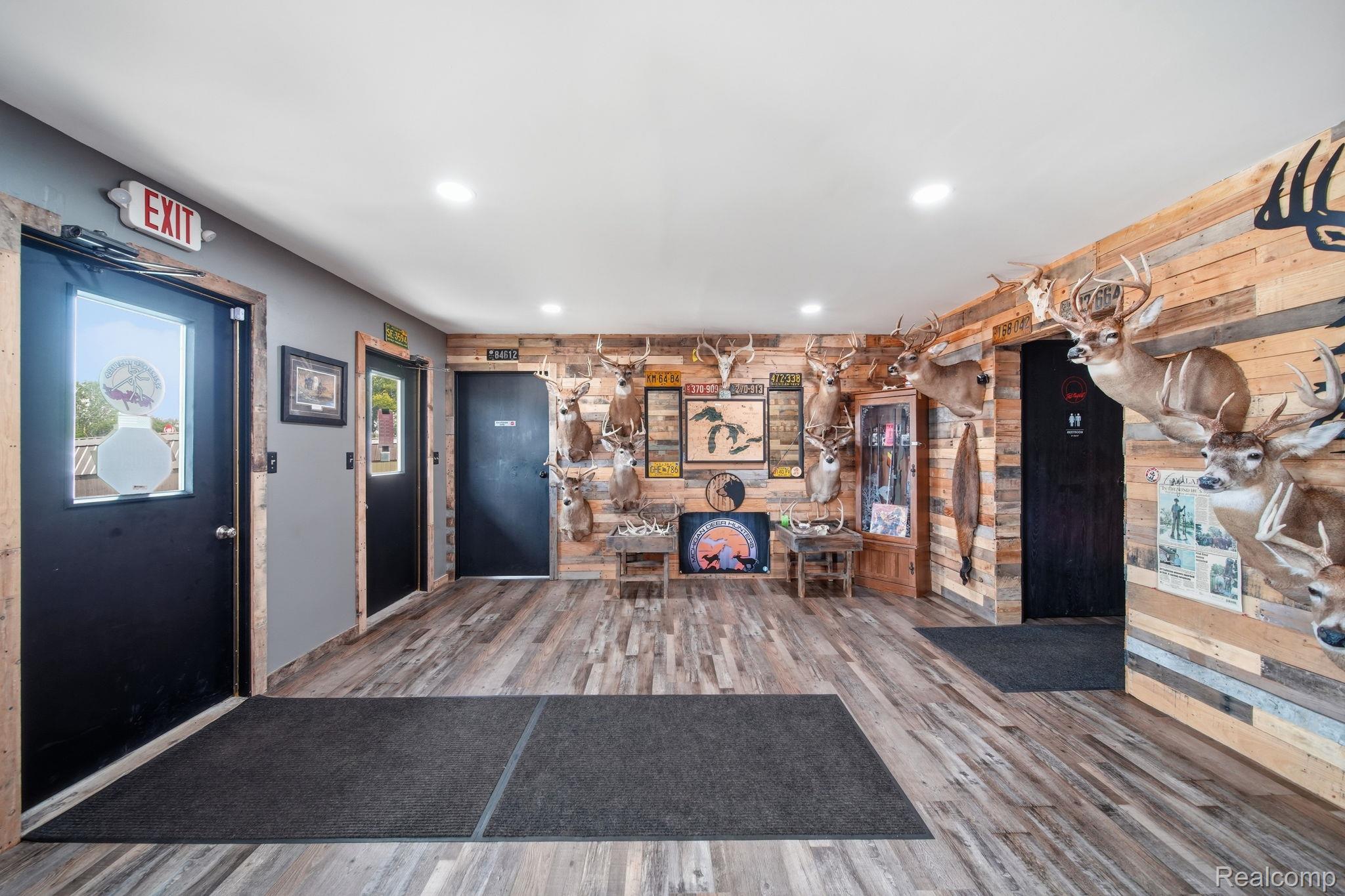 2768 W Carleton Road