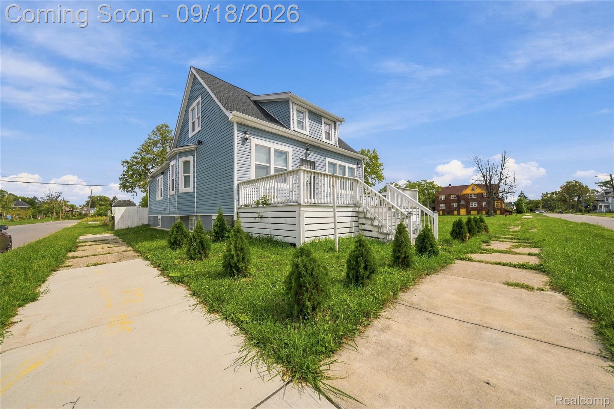 3438 MCCLELLAN Street