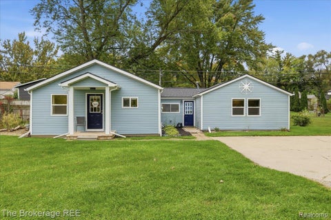 Photo for 308 E Rising Street