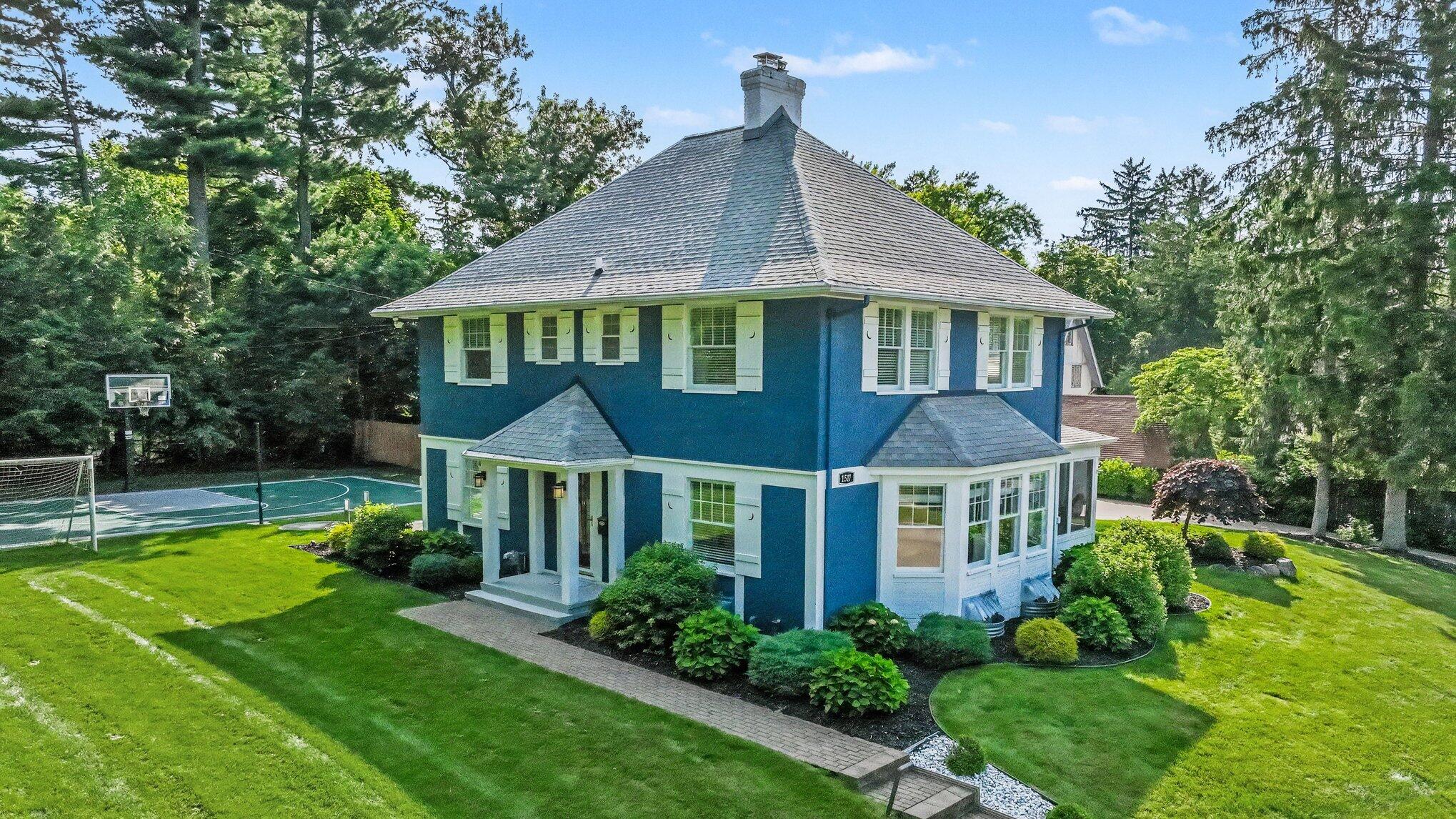 1517 Spruce Drive