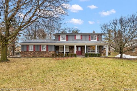 329 Sussex Fair Rochester Hills City MI 48309