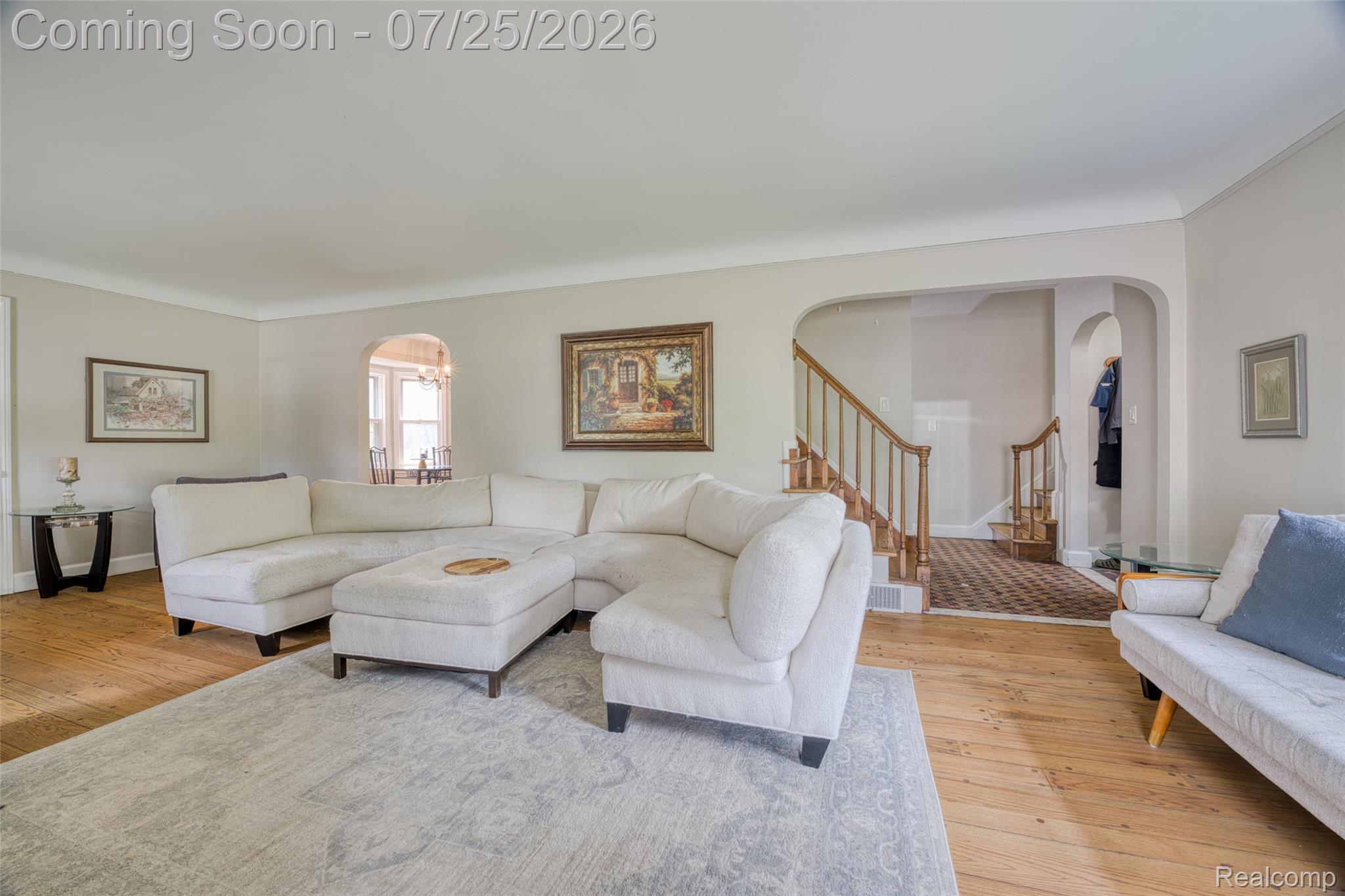 27375 Bloomfield Drive