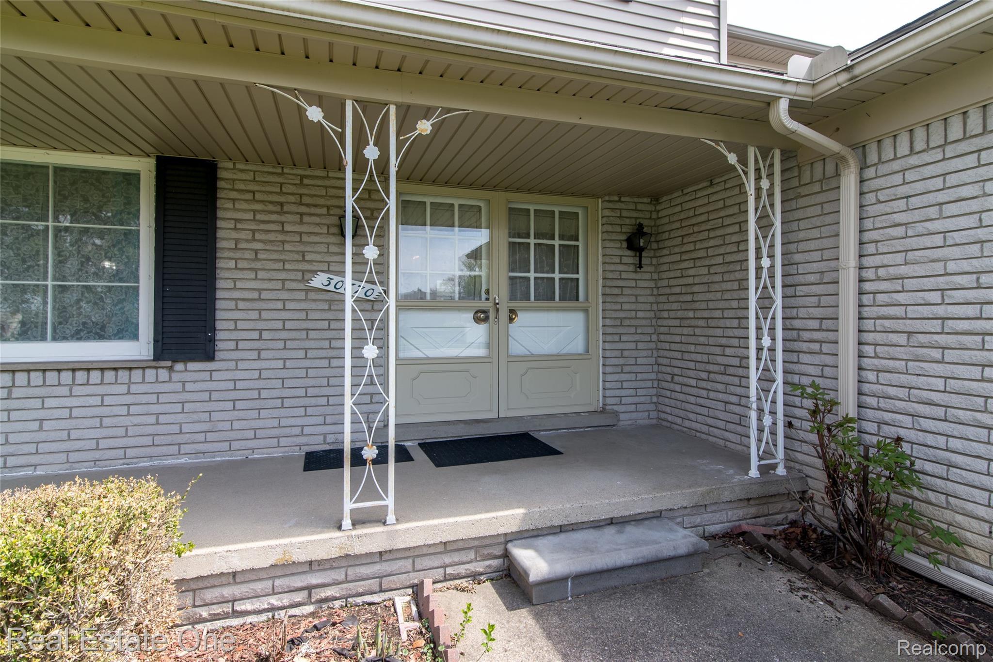 30670 Woodstock Street