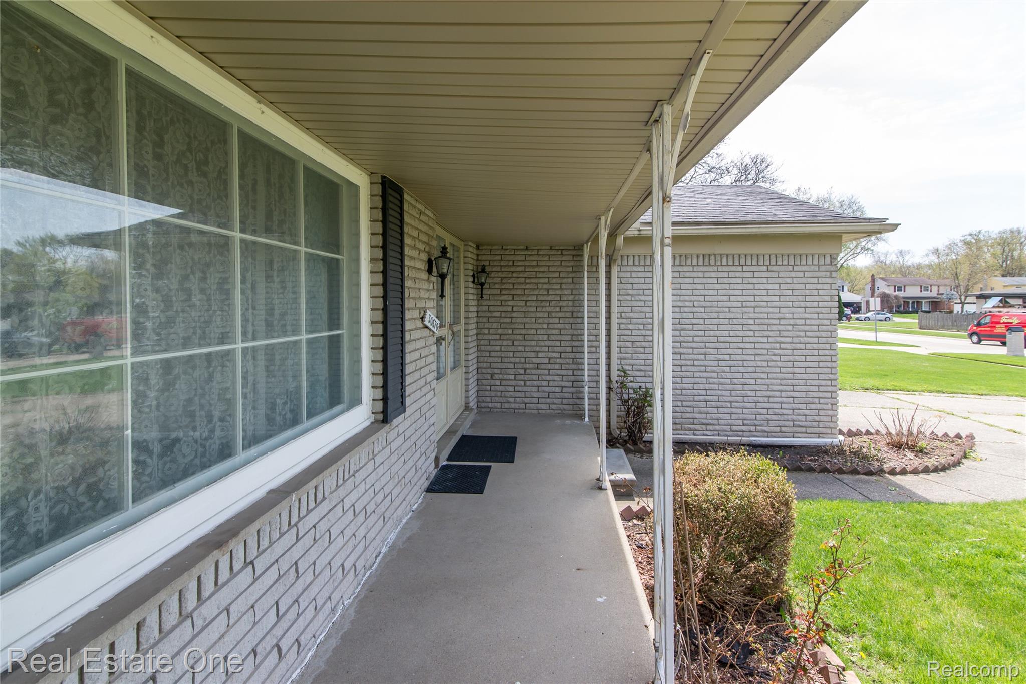 30670 Woodstock Street