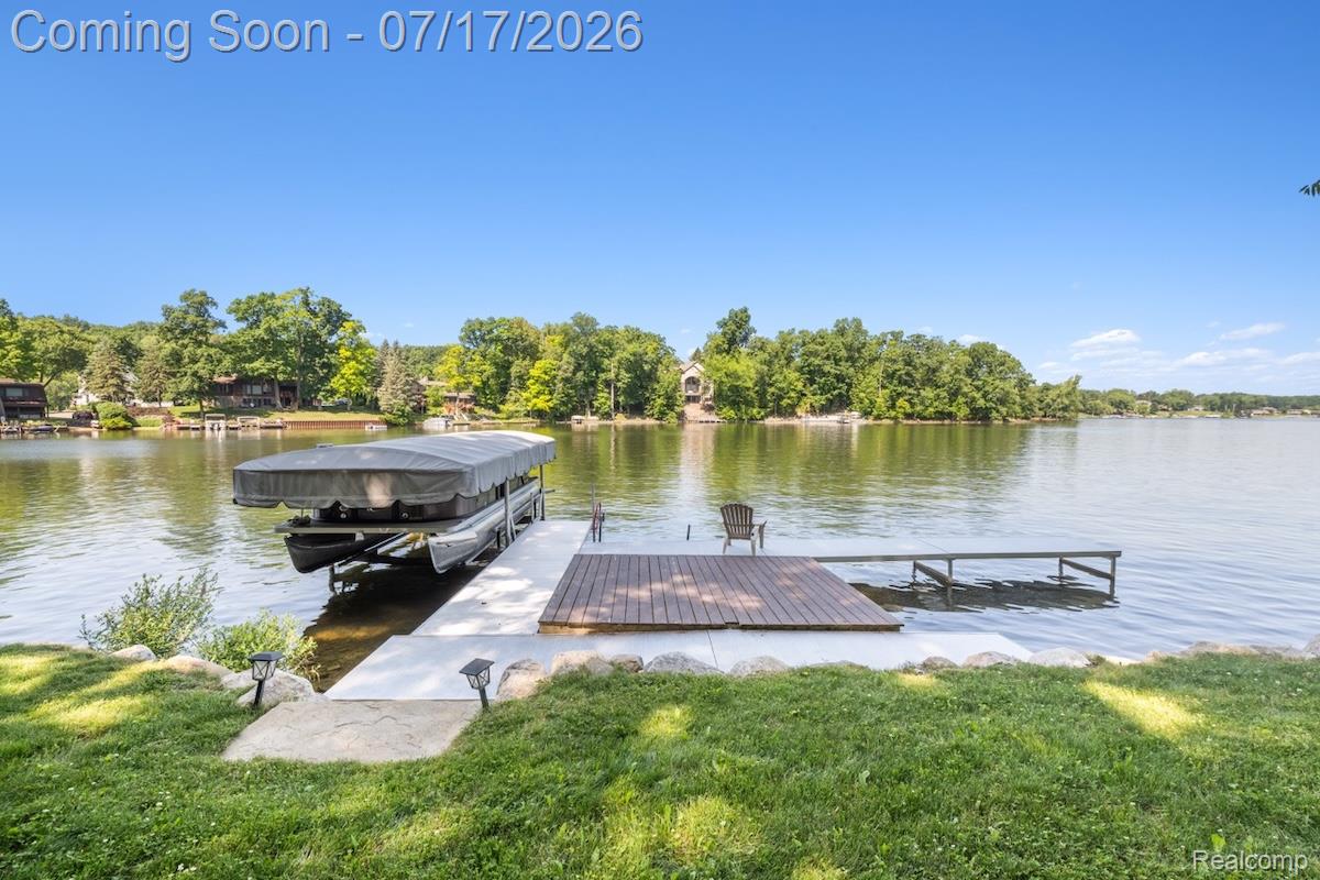 7375 Parkwood Drive