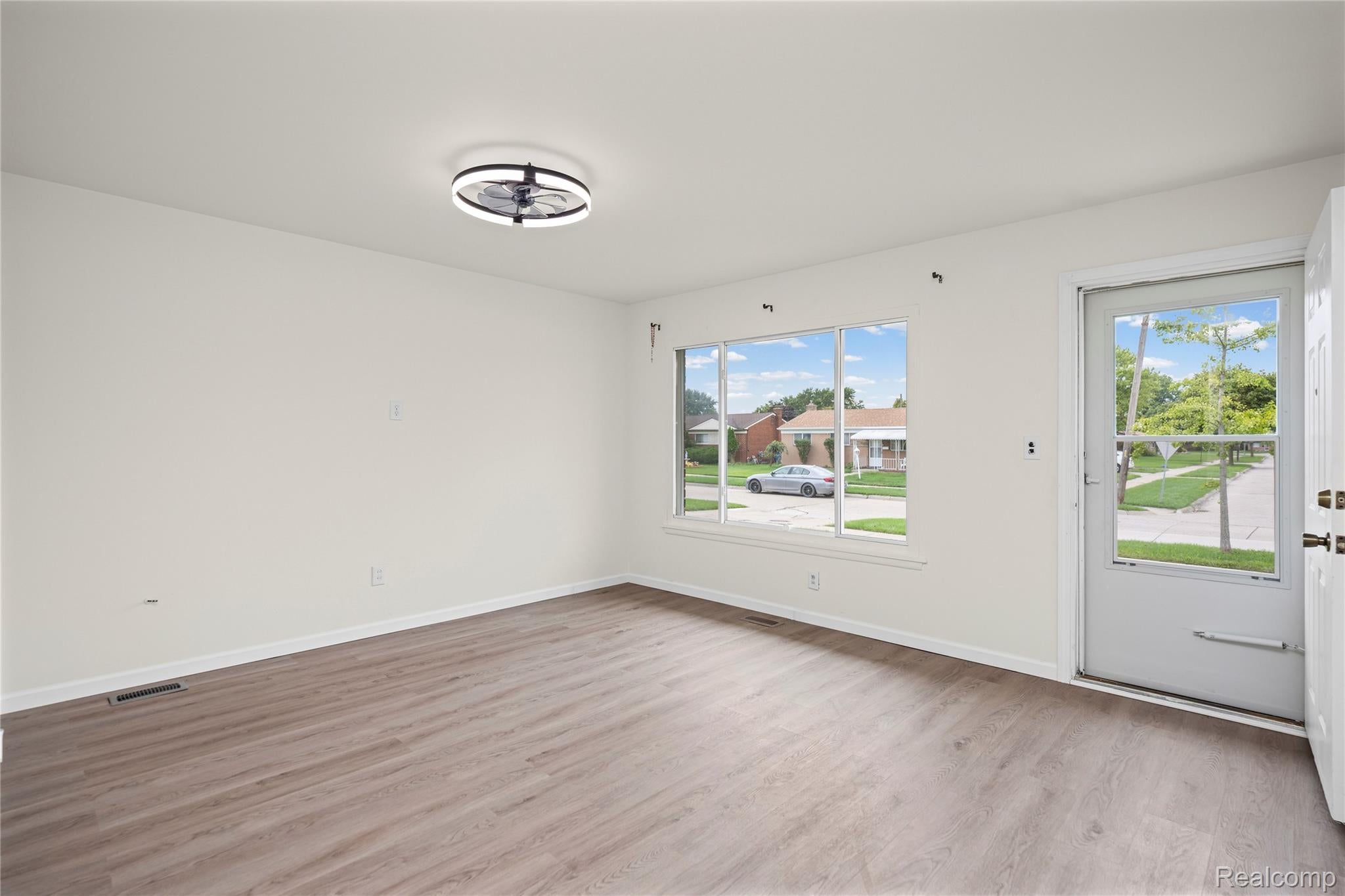 32804 Norwood Drive