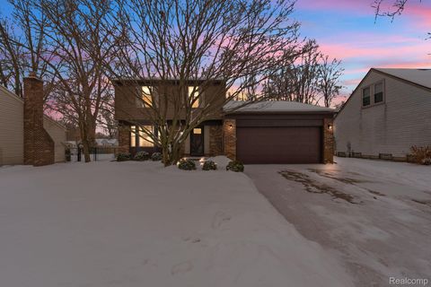 34057 Angeline Avenue Livonia City MI 48150