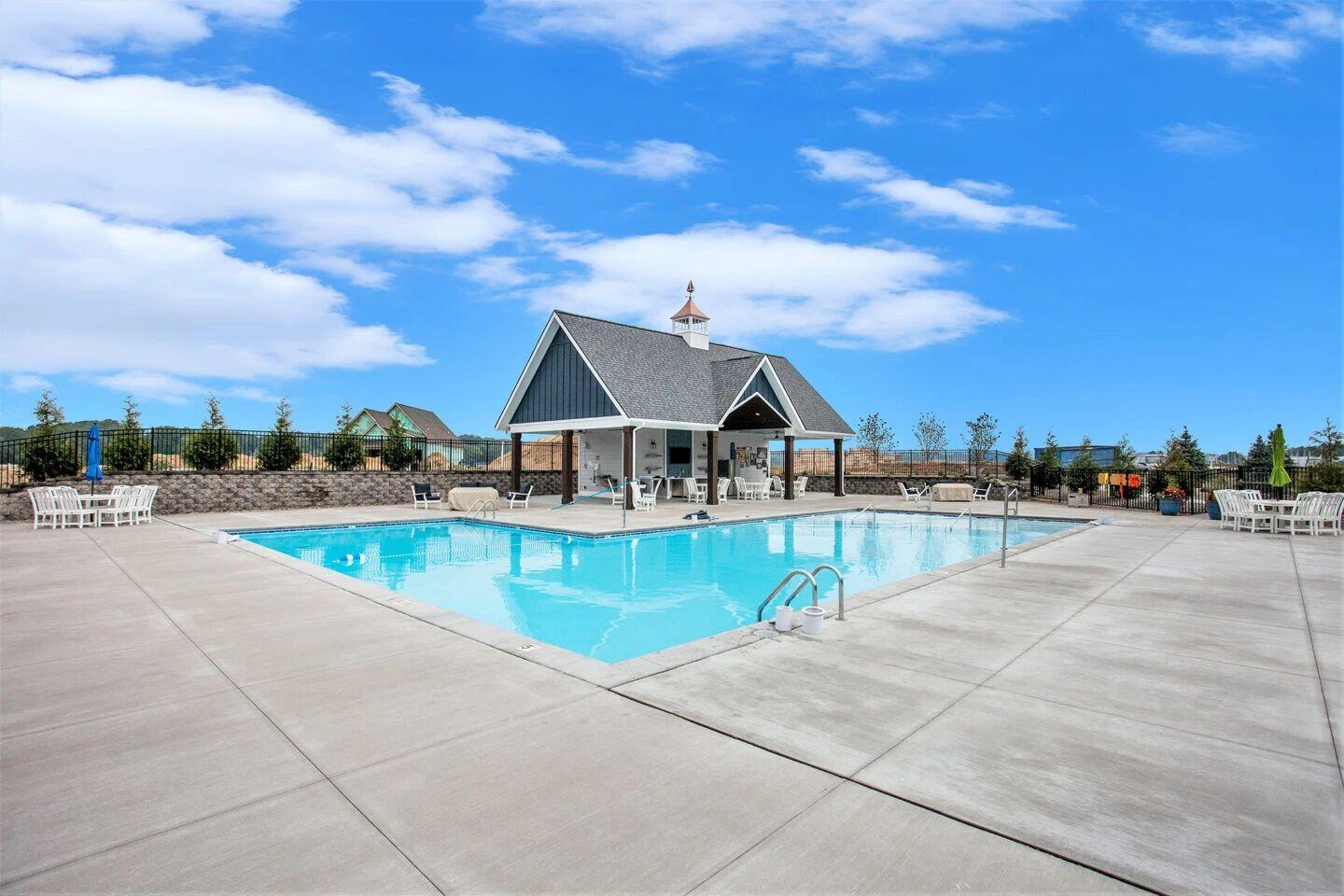 406 W Leland Drive