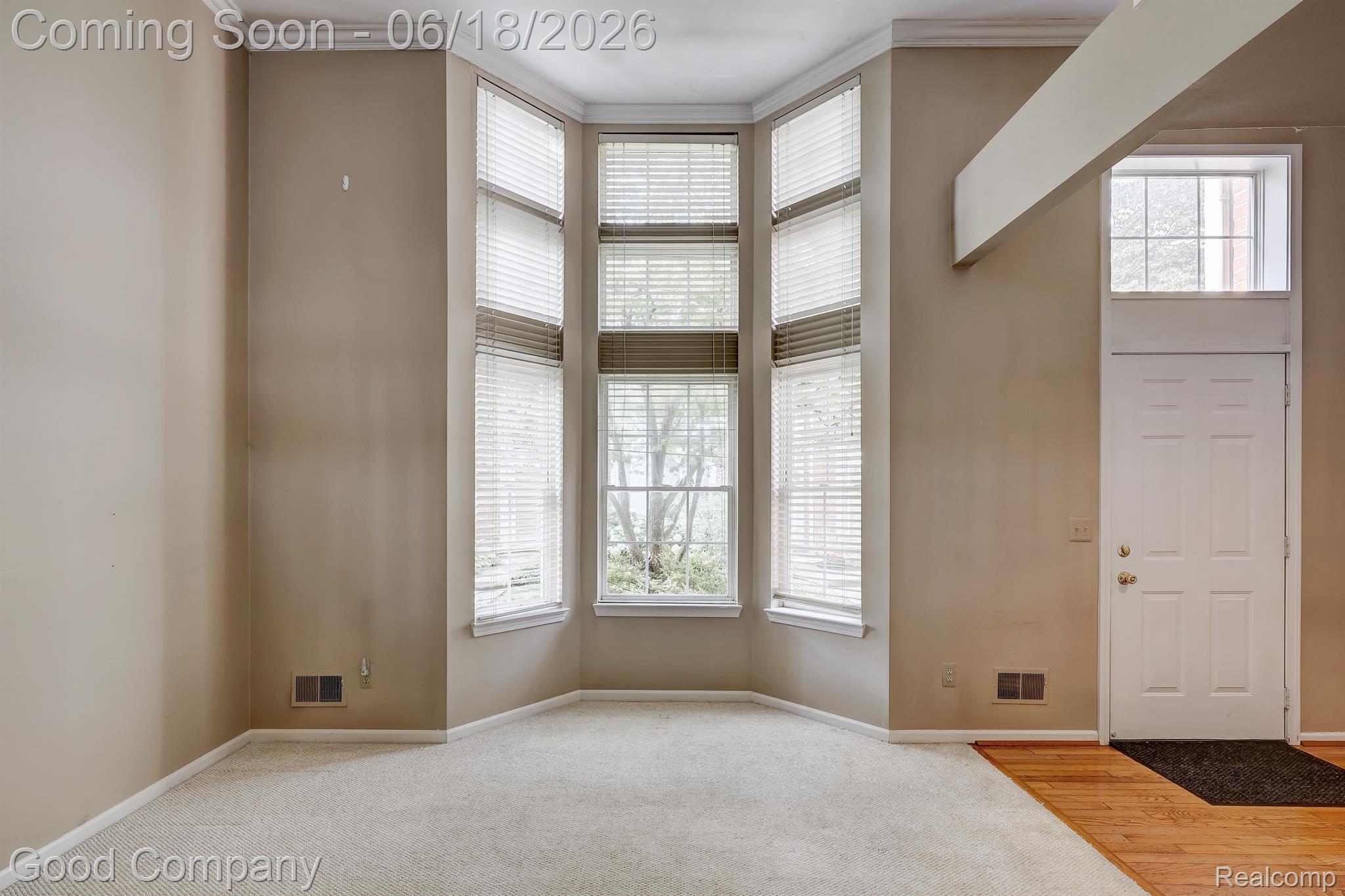 159 N GEORGETOWN SQ