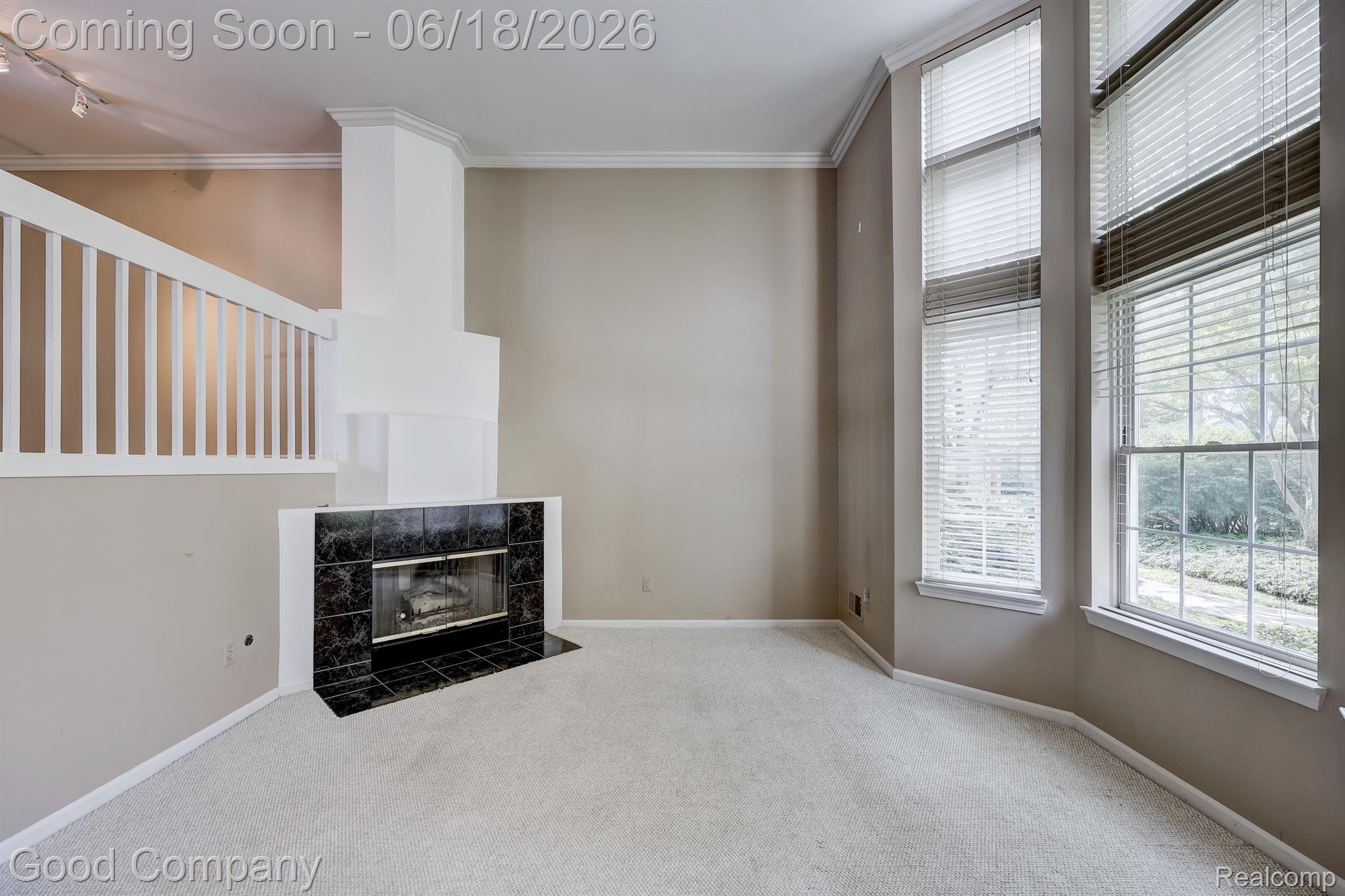 159 N GEORGETOWN SQ