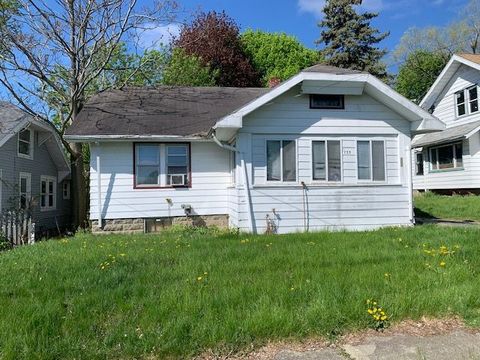 733 CADILLAC Street Flint City Genesee MI 48504