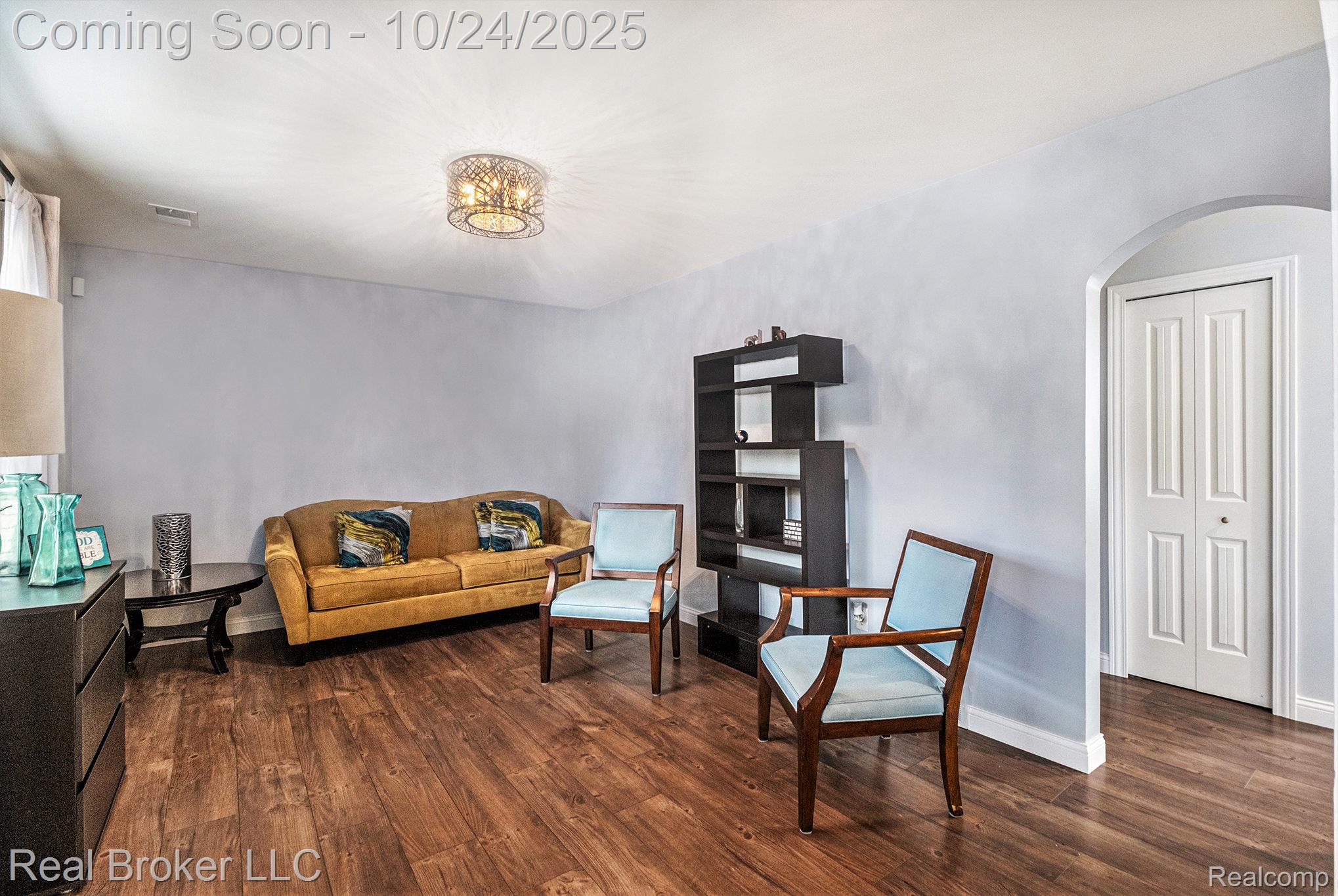 30615 W 11 Mile Road