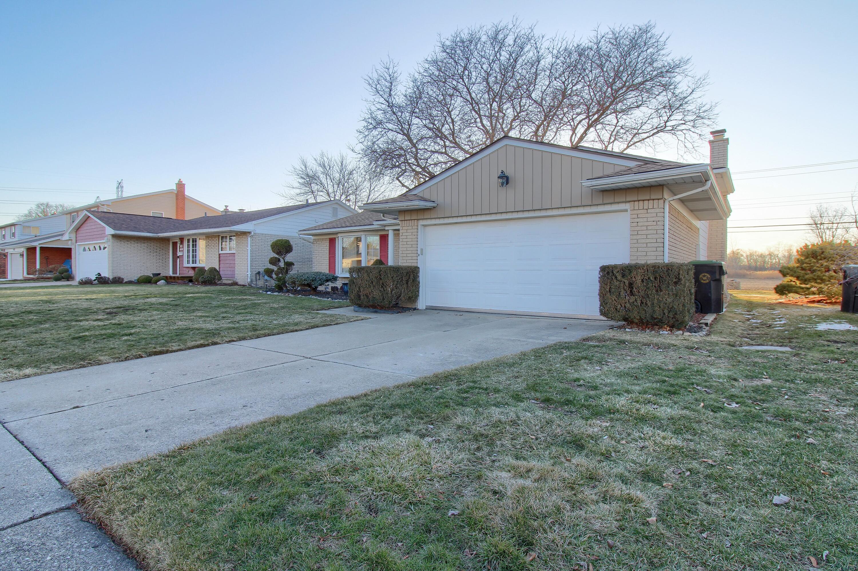 4122 Longmeadow Drive