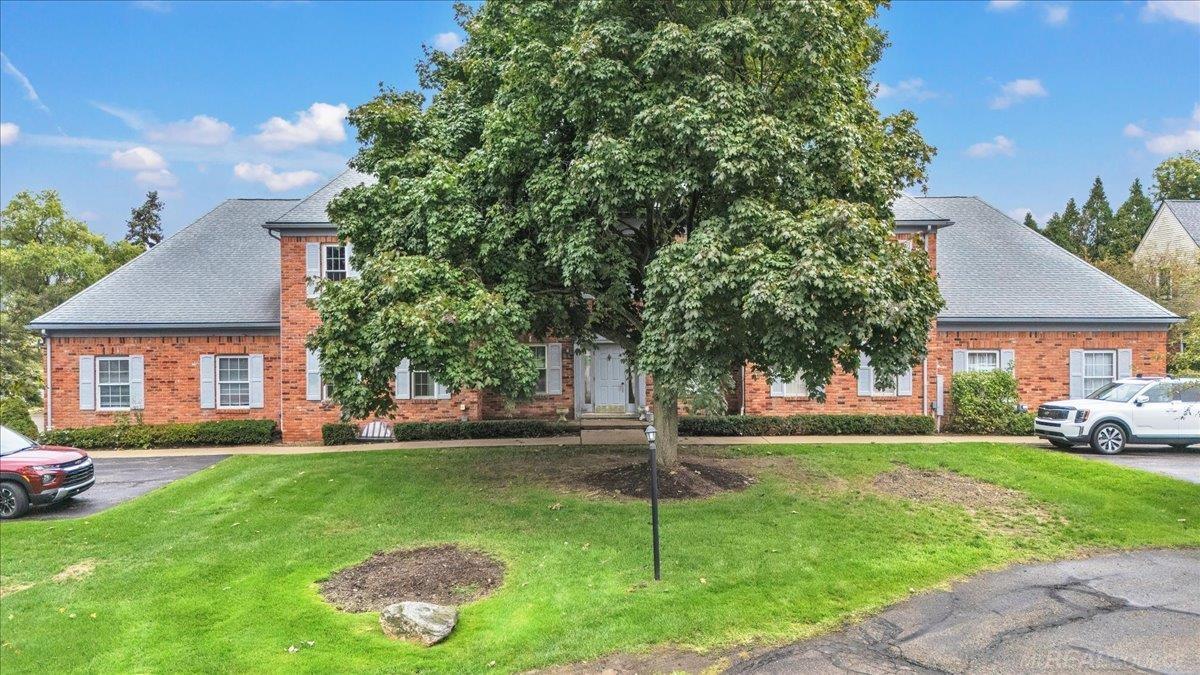 1625 Huntington Park