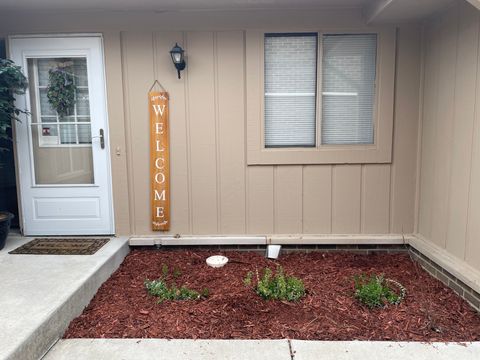 35559 HERITAGE Lane Farmington City MI 48335