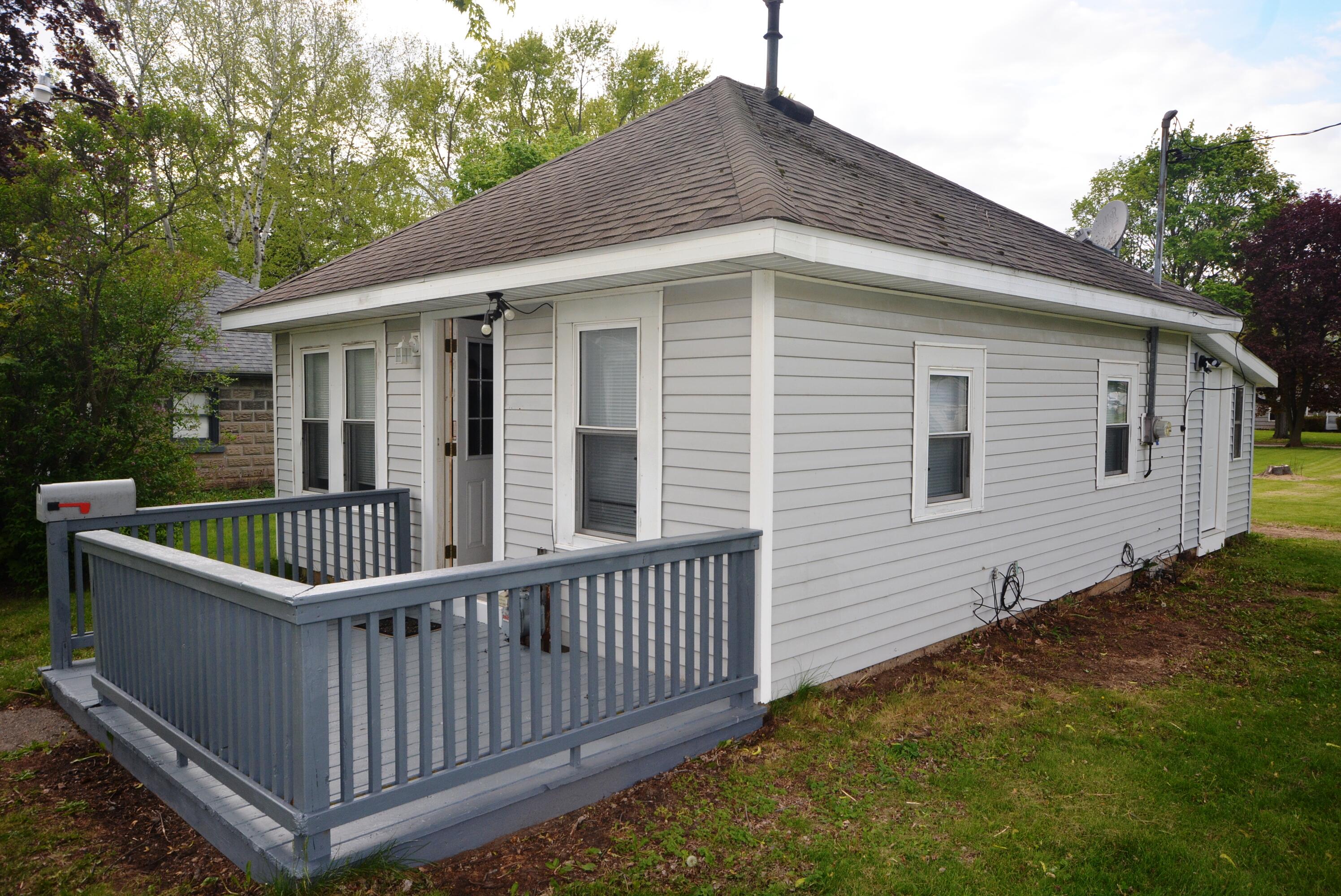 117 E North Street