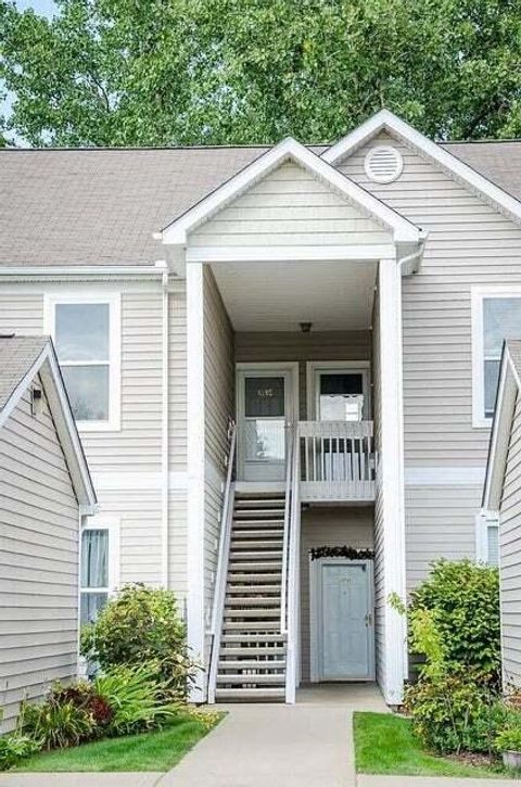 8185 Autumn Woods Trail Superior Charter Township MI 48198